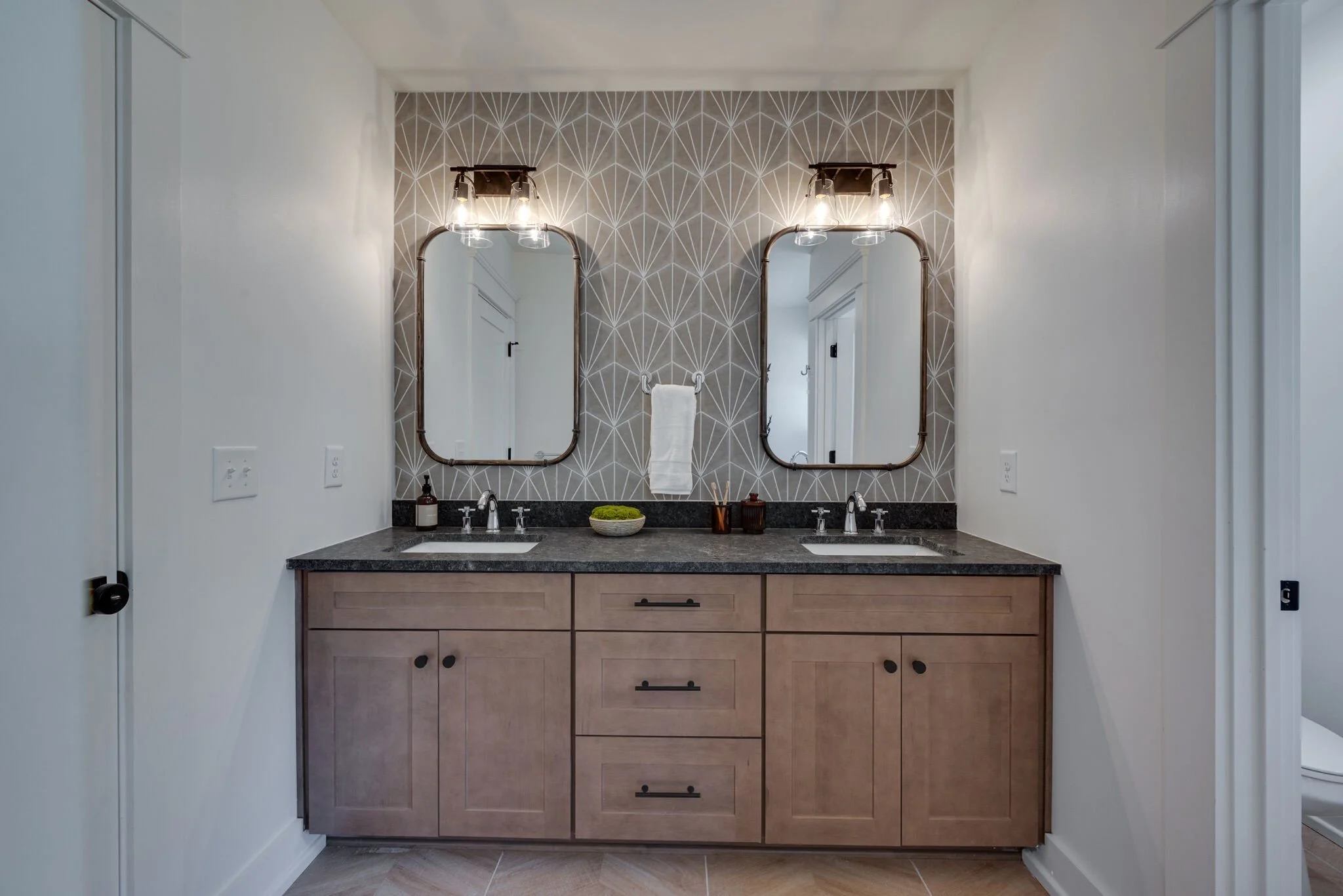 primary bath vanity.jpg