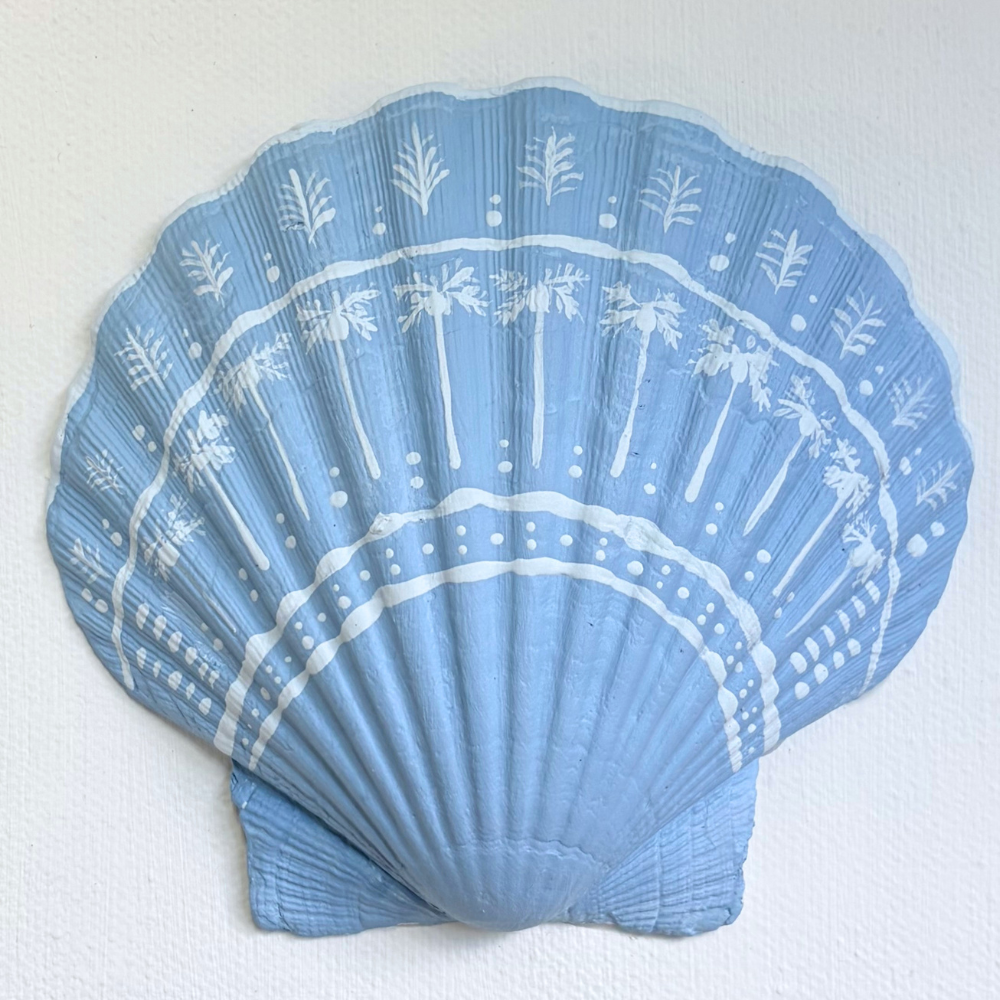 hand painted scallop shell art.png