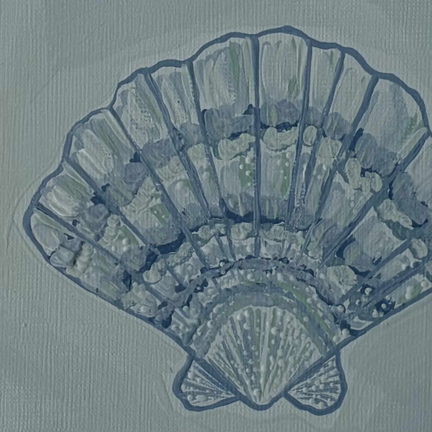 scallop shell in blue