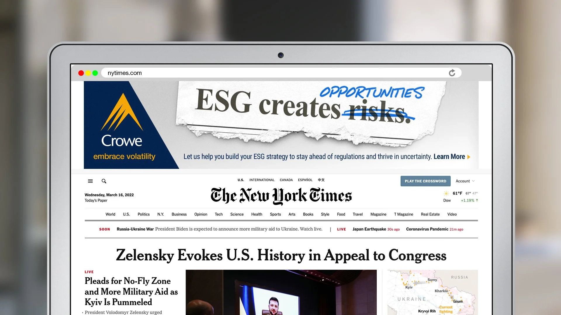 Crowe_MediaHype_Insitu_NYTimesDigitalBanner.jpg