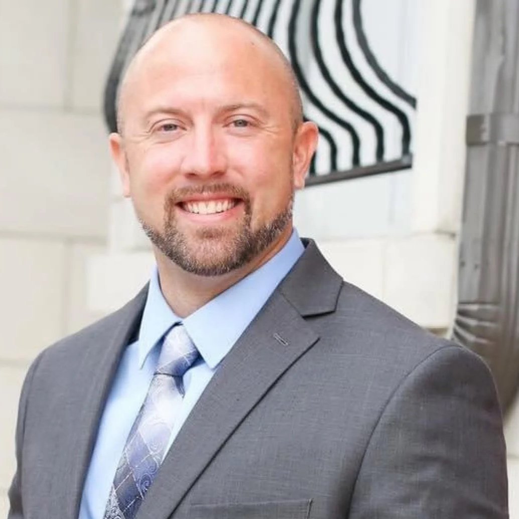 Mike baker owner of Linecraftpaintingllc