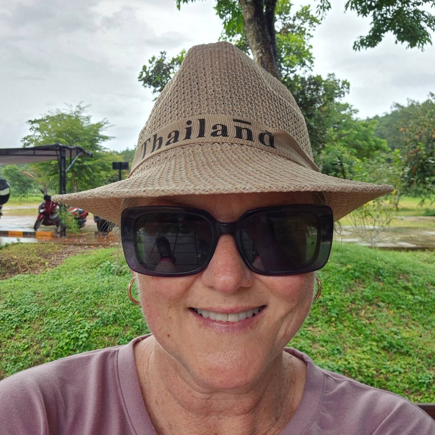 As happy as a pig in mud!

Today we walked 10km through the jungle near the Myanmar boarder (remaining at a safe distance) to visit a tiny community. 

With 10 of our students,  4 staff and 17 children who live at the Blue Sly Home we carried lunch p