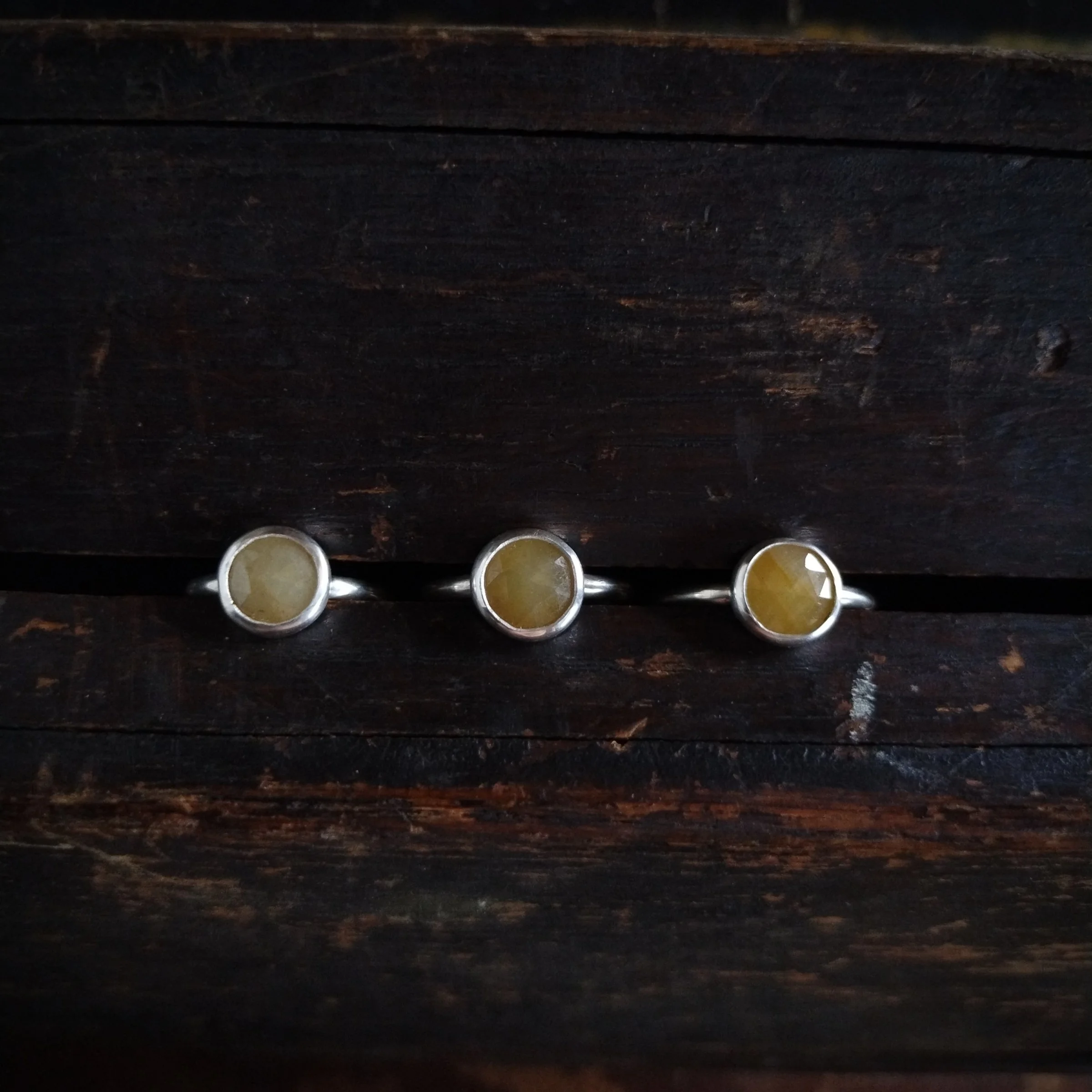 yellow.sapphires.jpg