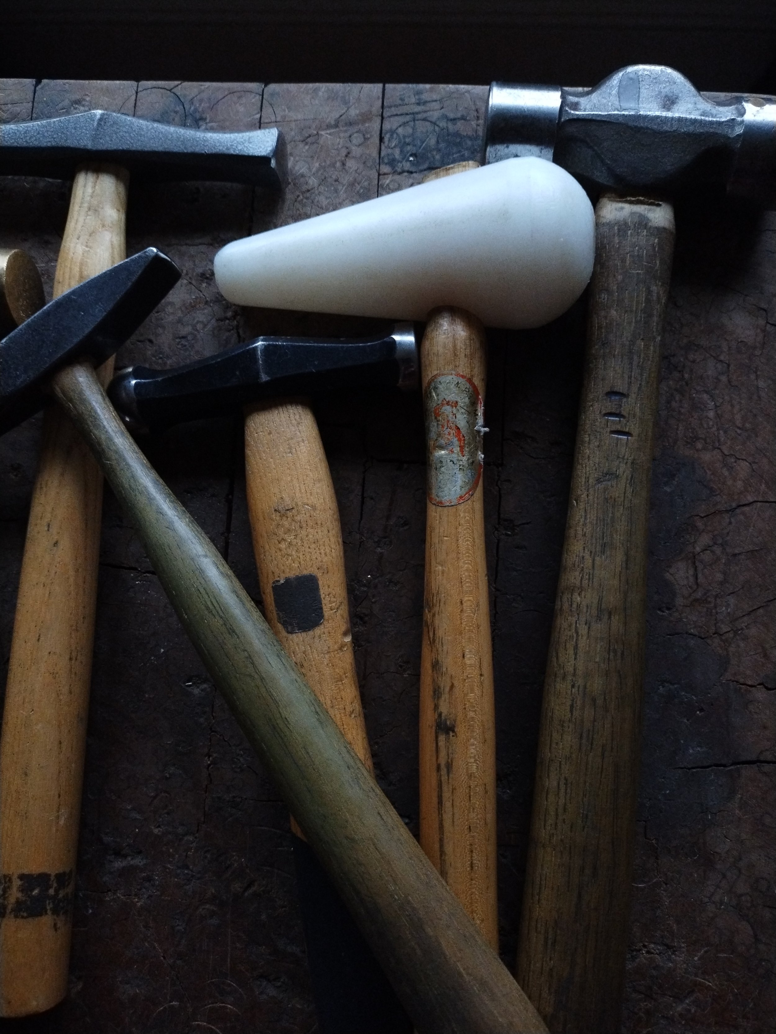 pile.of.hammers.jpg