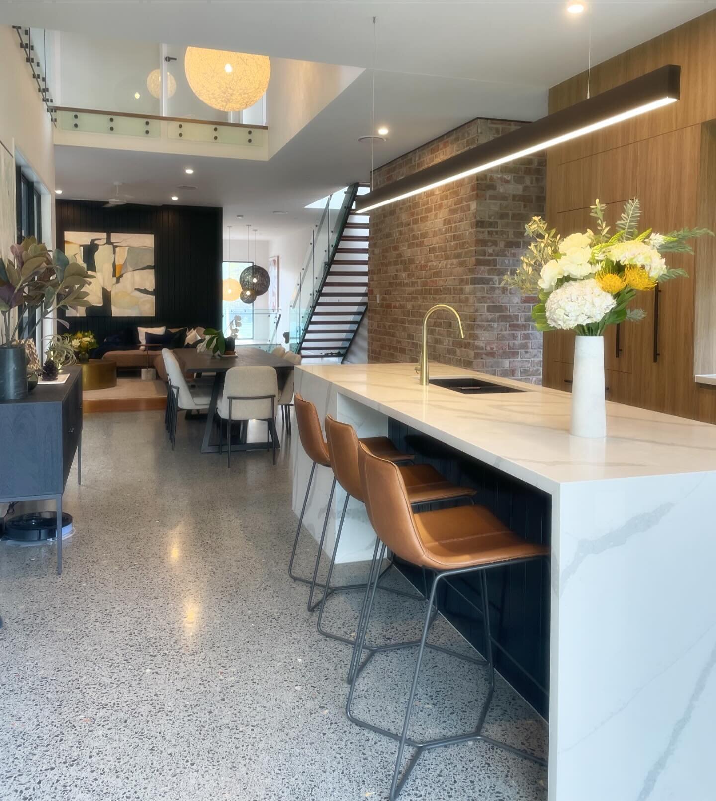 Furniture selection at this beautiful residence 

Built by @lanconqld 
Interior styling by @designandkoh 

#interiordesign#interiorstyling#interiordesignbrisbane