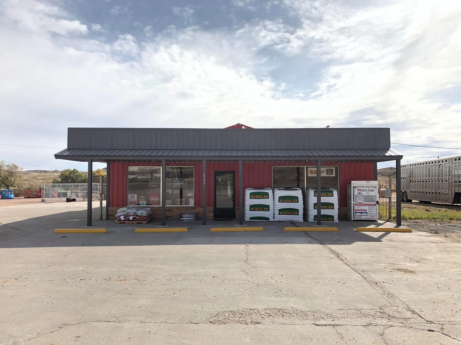 Ranchers Feed Newcastle — Ranchers Feed and Supply