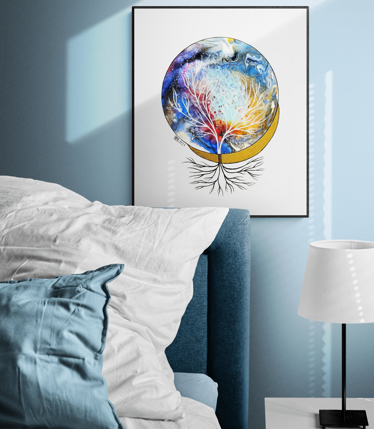 Bed_and_lamp_illuminated_with_natural_light(1).jpg