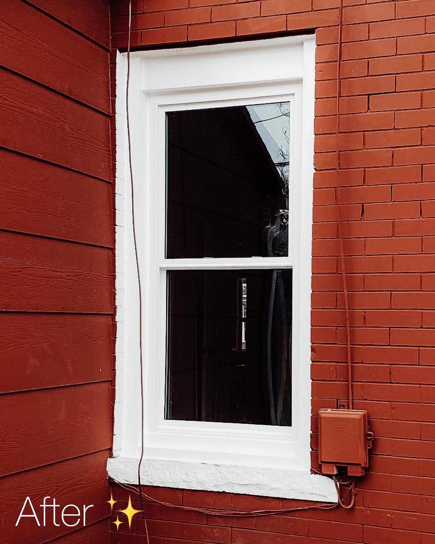 Swipe to see this amazing BEFORE/AFTER! Book your FREE ESTIMATE! 👏🏾🌲 #MileHighWindows
.
.
.
.
.
.
#window #windows #windowreplacement #denvercolorado #colorado #coloradosprings #doorreplacement #coloradoconstruction #coloradocontractor #denvercont