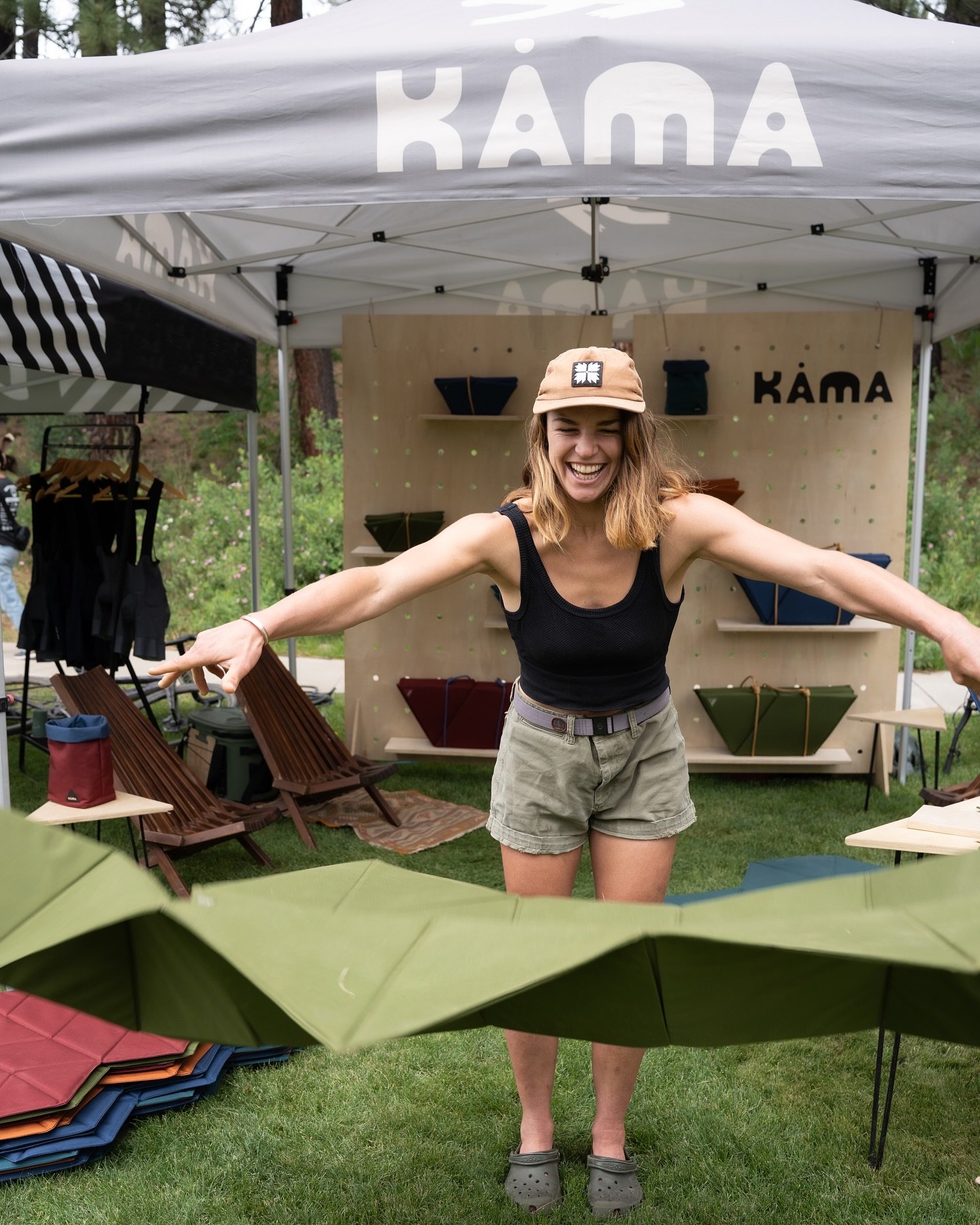 bikes &amp; mats &amp; more bikes! @lostandfoundbikeride was one for the books! thank you @sierratrails for the best of times &amp; @wanderwomenscollective for a radical ride with the ladies 💃🏼⚡️
&bull;&bull;
we&rsquo;re headed north! see ya in the