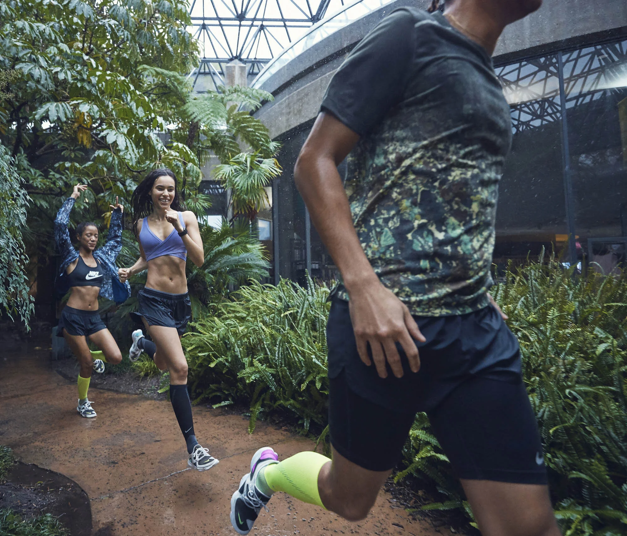 SU19_STYLEGUIDE_RN_STRONGERTHROUGHTHERUN_SC_1591.jpg