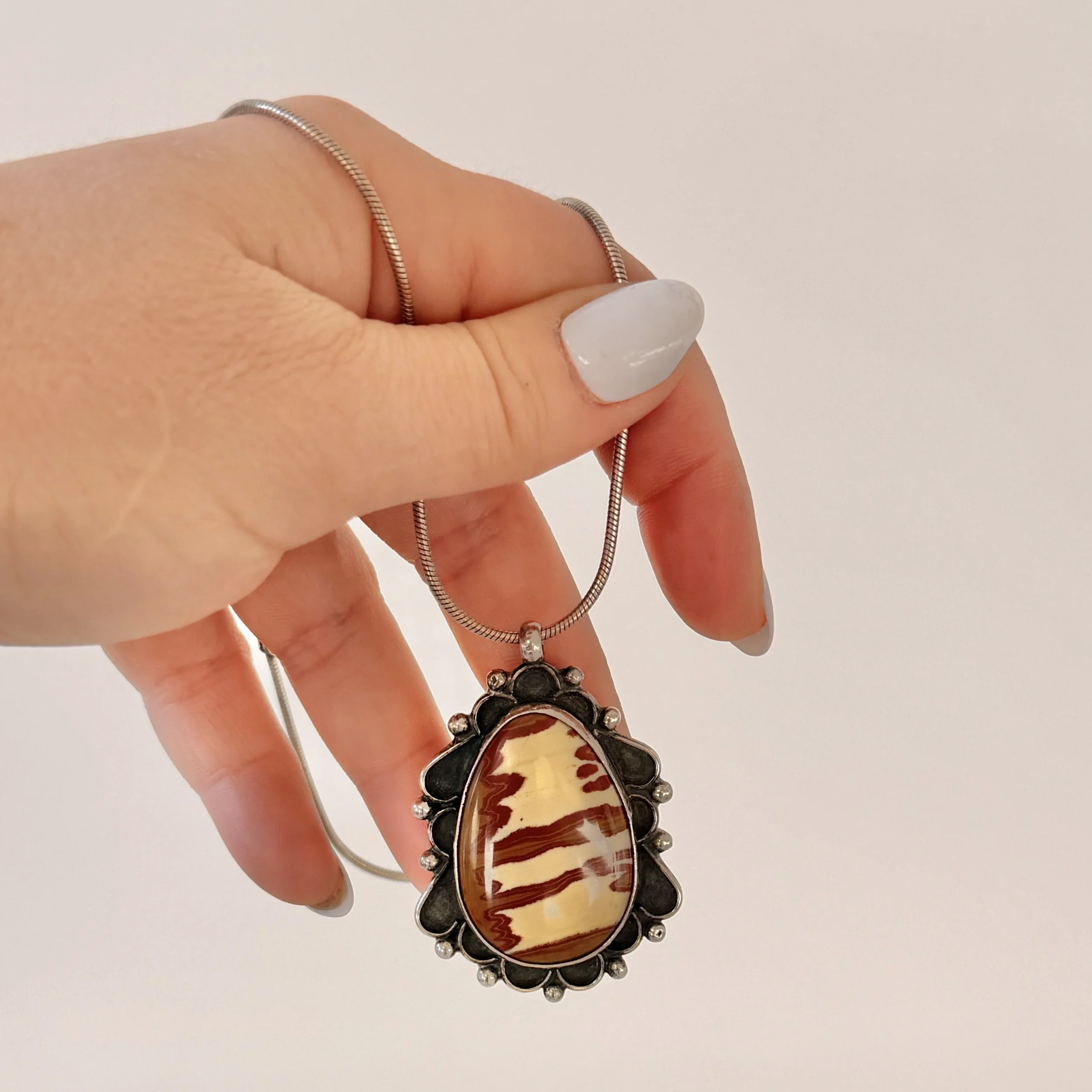 Large Vintage Teardrop-Shaped Jasper & Sterling Silver Pendant Necklace