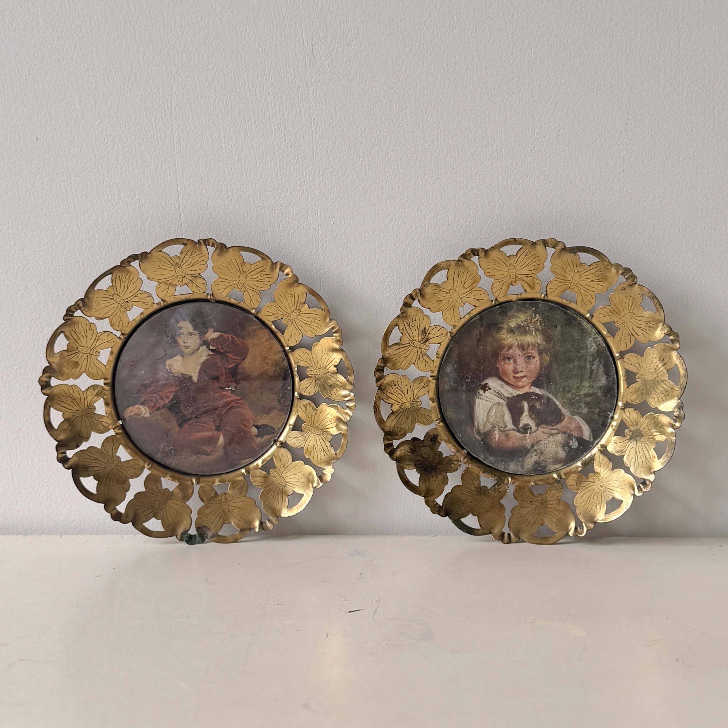 Pair of Vintage c. 1950s Victorian-Style Framed Lithograph Portraits in Brass Butterfly Frames Made in England