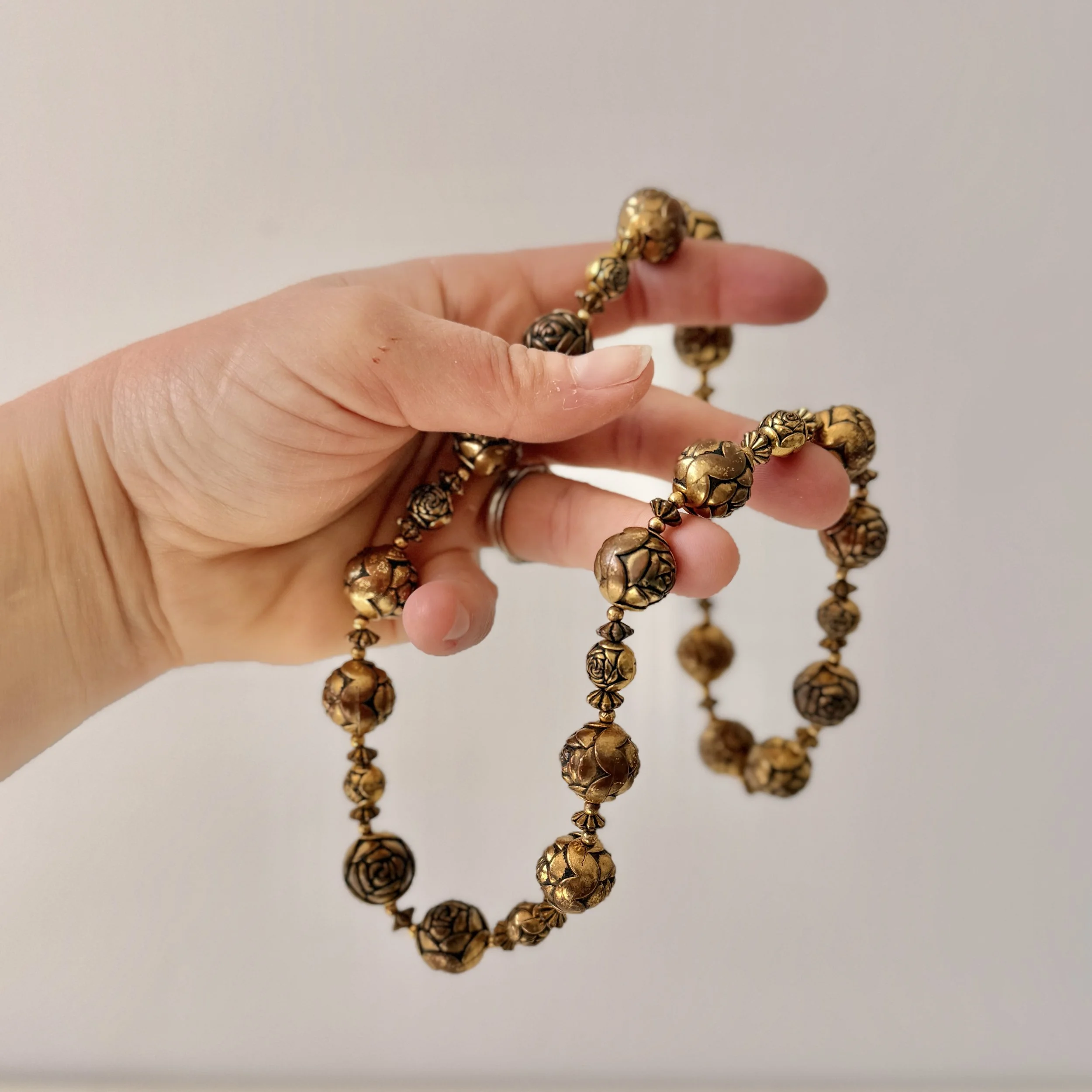 Vintage Gold Tone Rosebud Beaded Necklace