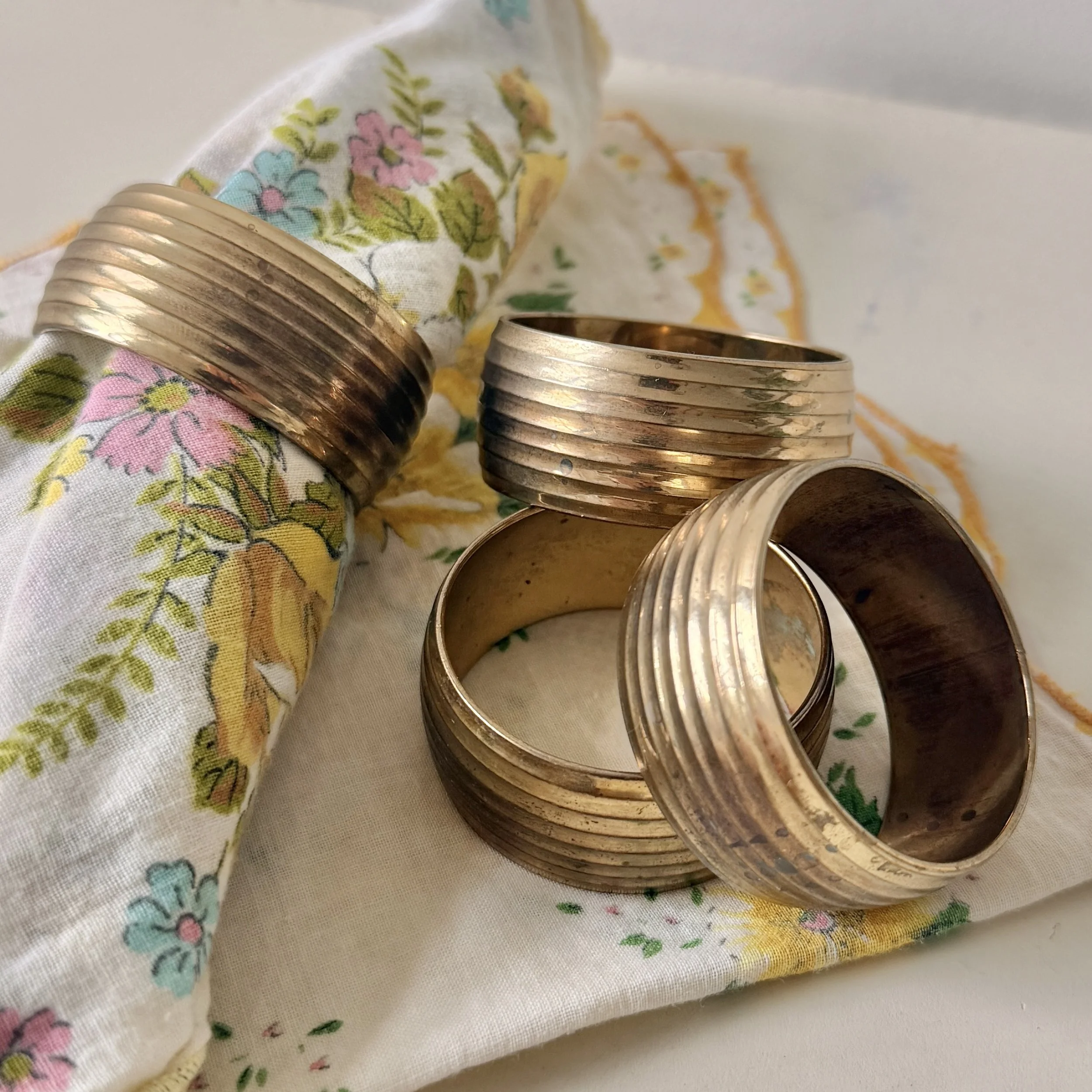 Set of 4 Vintage Brass Ribbed Napkin Rings