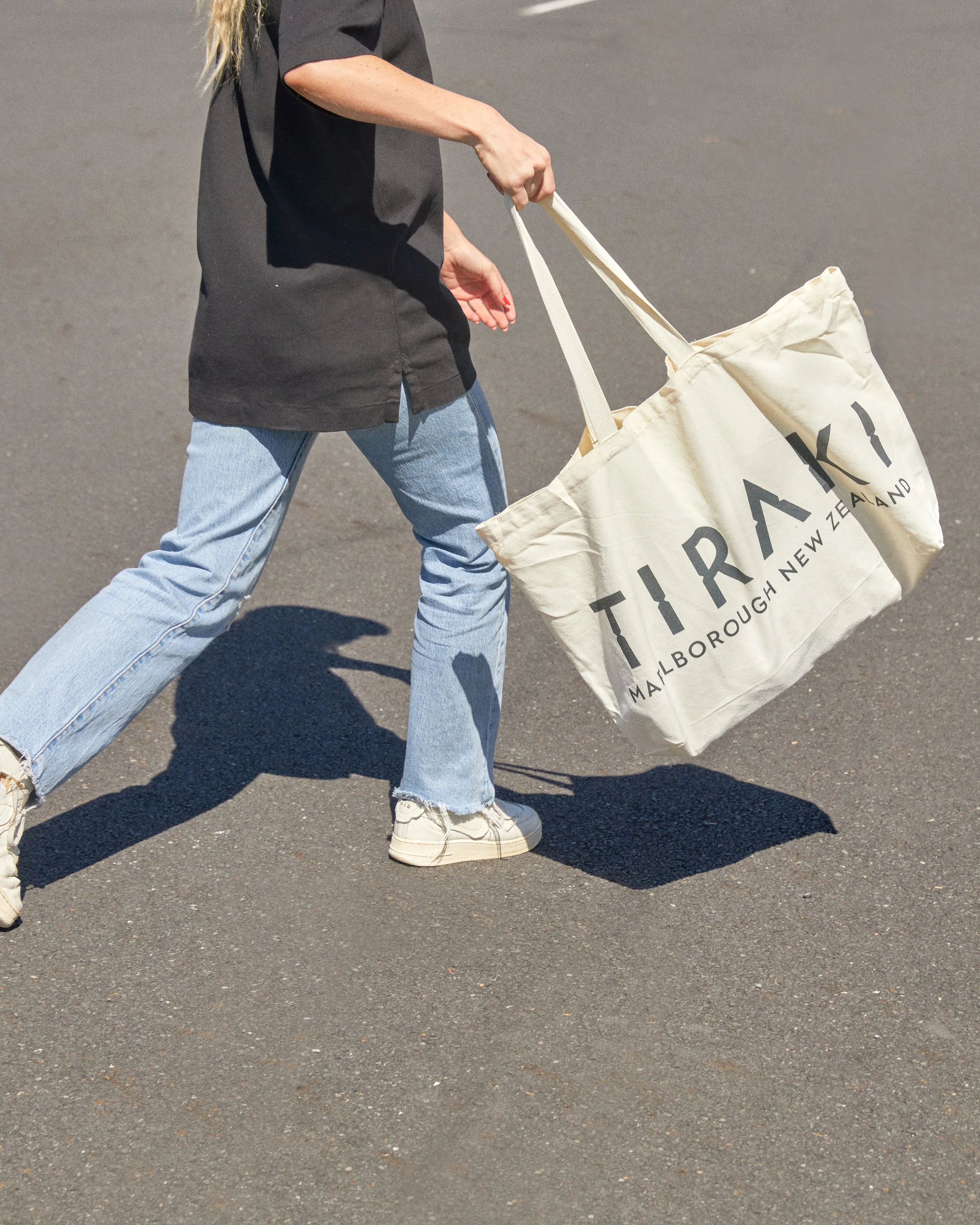 TIRAKI_TOTE5.jpg