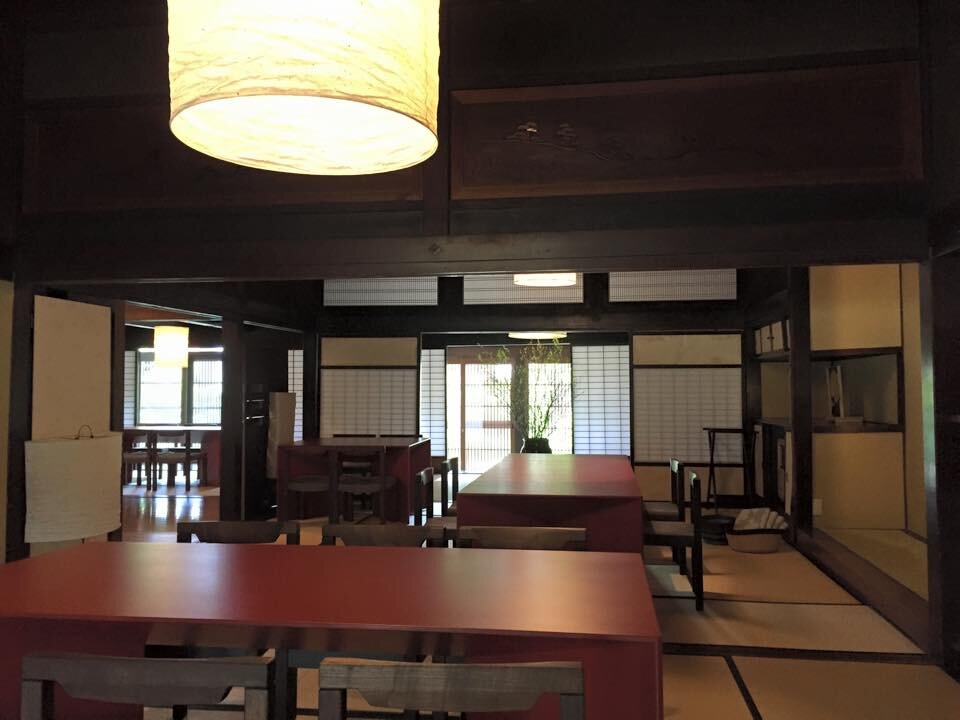 庄屋丸八 内観②.jpg