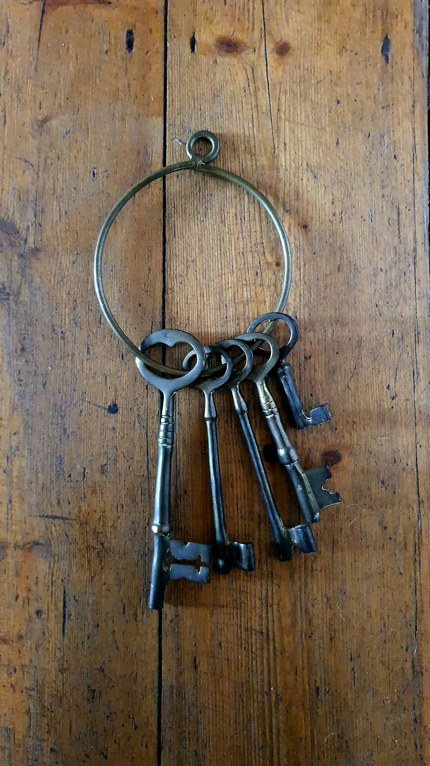 Bor du i Rødtvetveien 11? Vi trenger nøkkelen din🔑