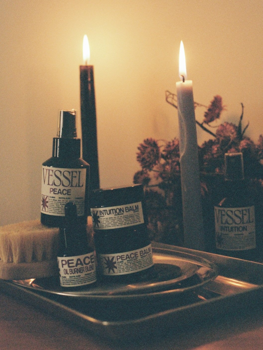 Dark, witchy and autumnal vibes for @vesselapothecary content shoot 🌙 

Featuring Intuition &amp; Peace blends, to connect you with your dreams &amp; offer deep, restful sleep ☁️