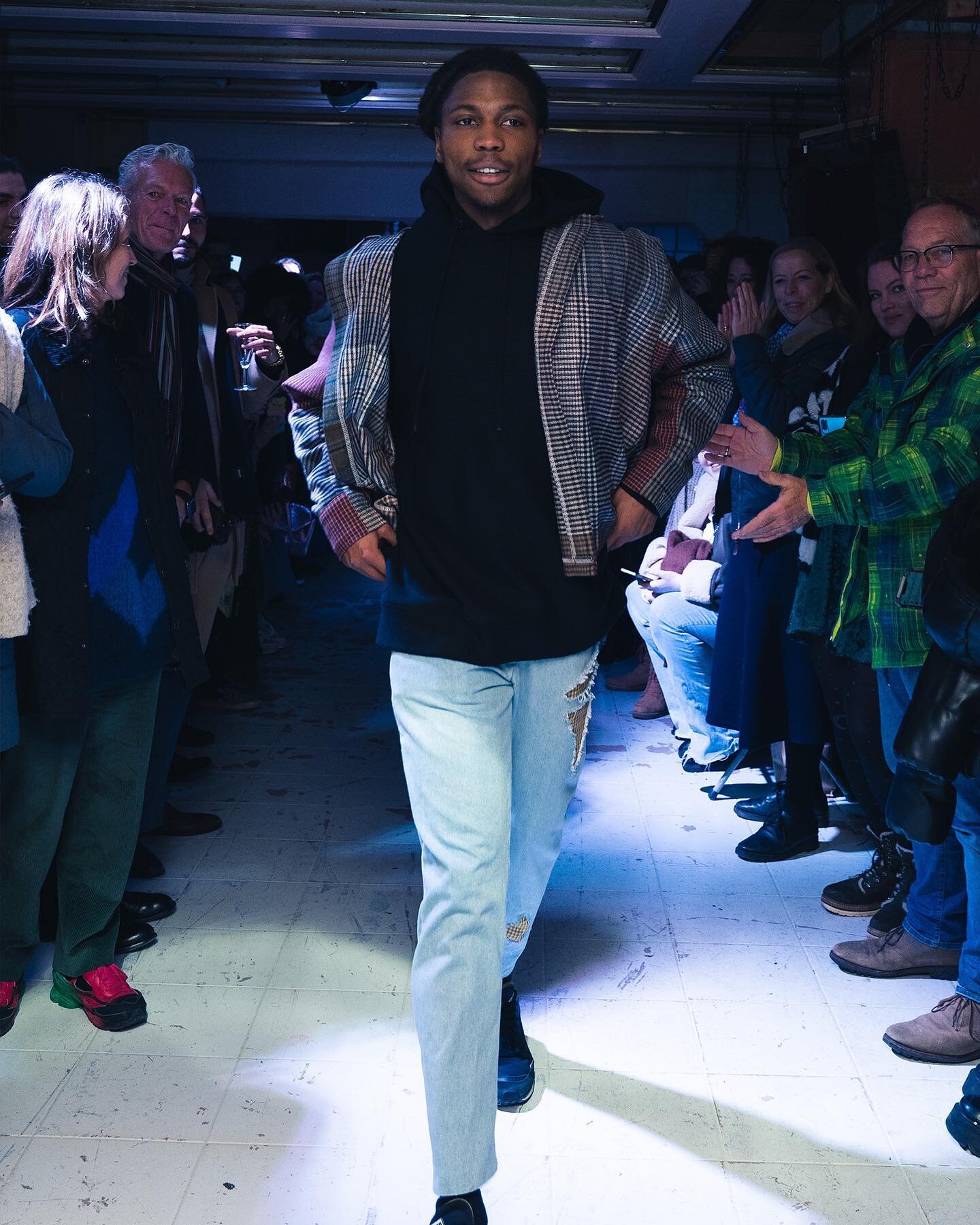 The wait is over, the first few #runway shots from Unlock Your Talent Experience&rsquo;22 is here! 🥳💃🏽

Look at the yellow/black plaid pattern details on the jeans, a thick shoelace accenting the hoodie, and a plaid mix-matched jacket called &lsqu