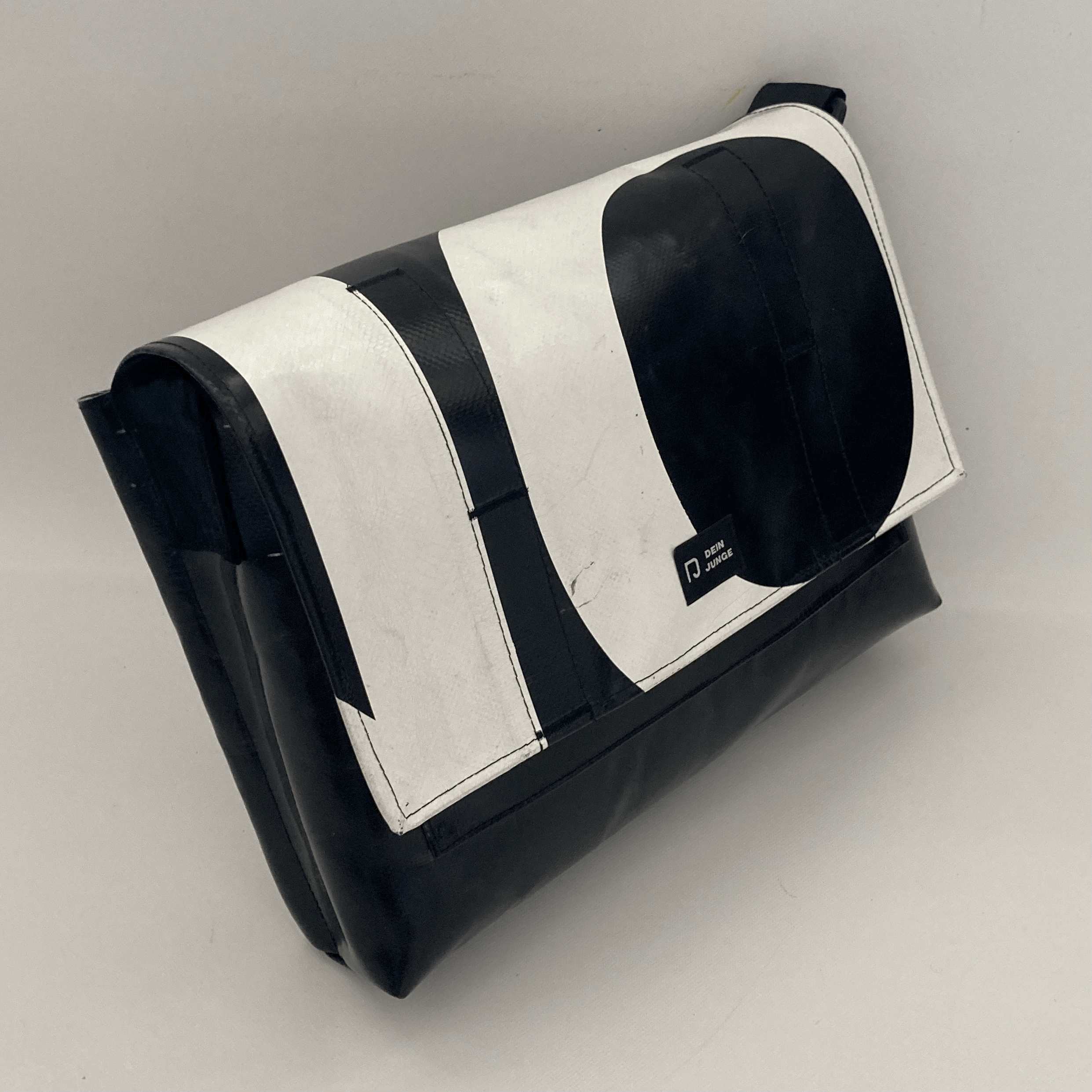 tempImageEBLH2A.gif
