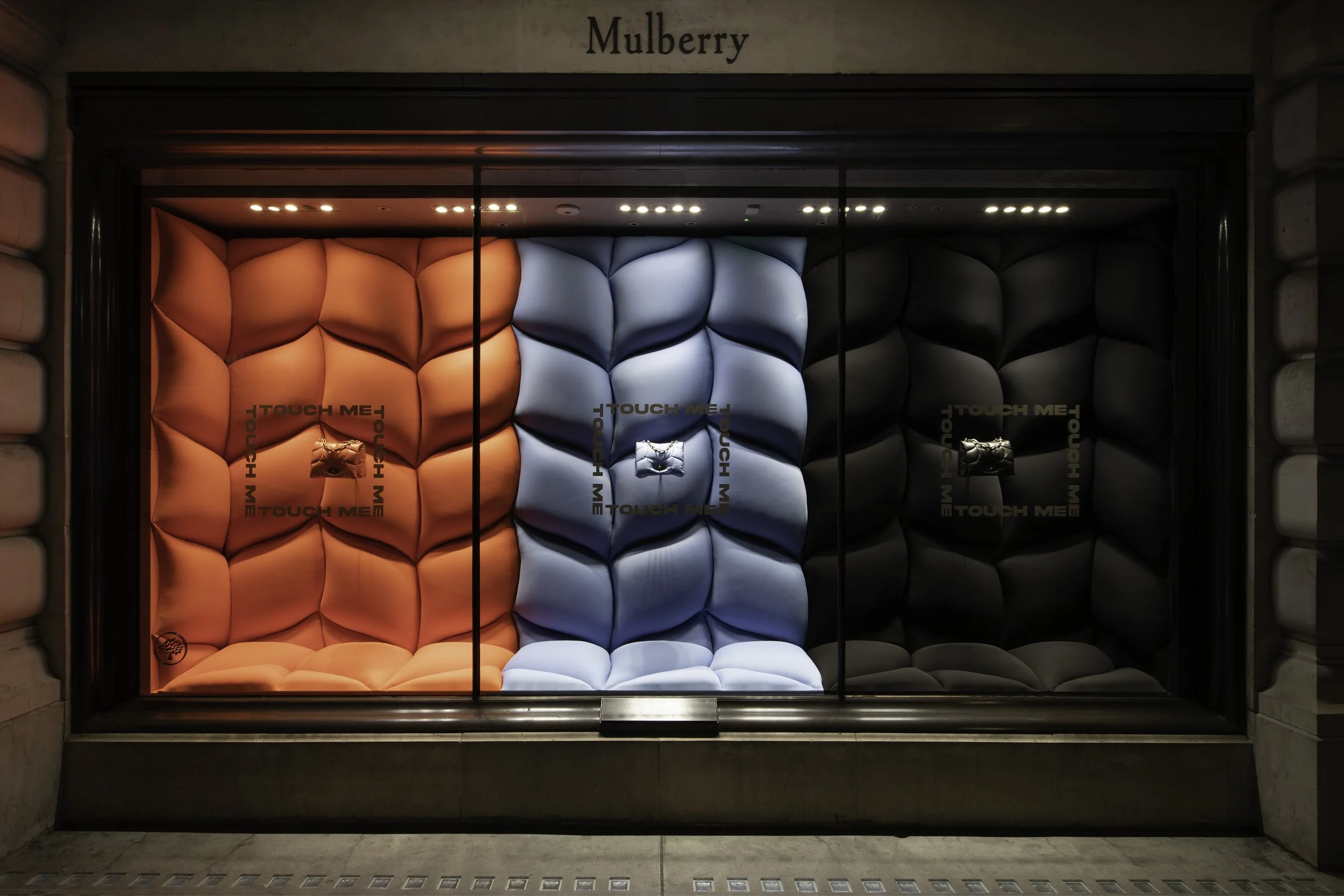UPHOLSTERY WITH JERSEY AND FOAM
