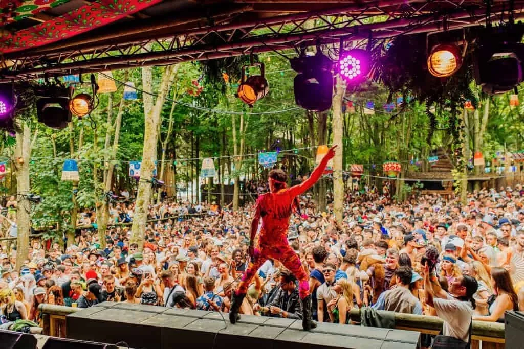 how to get a gig at boomtown