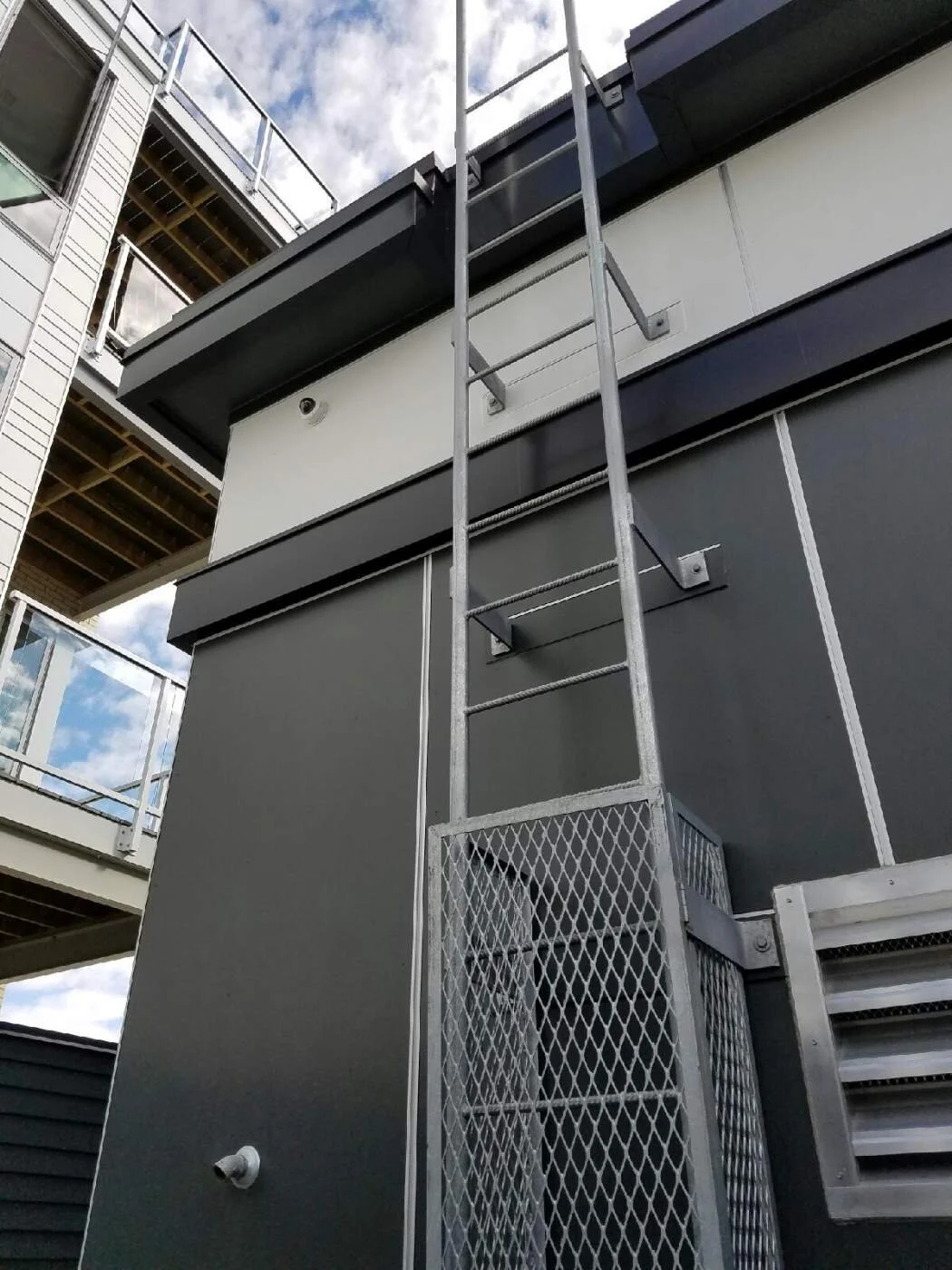 Badger Railing Ladders — Badger Railing