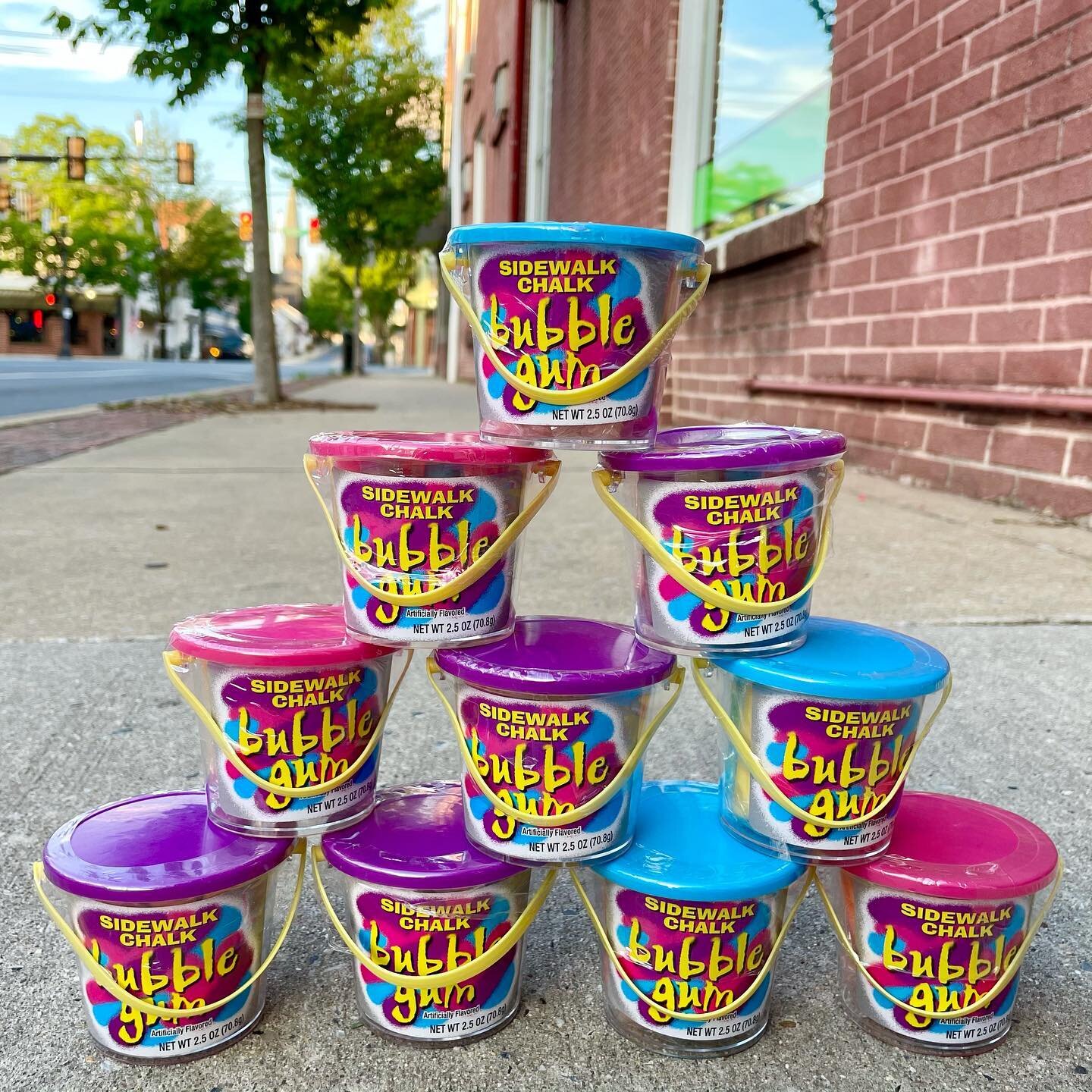Saturday Sidewalk Vibes!!! Visit The Candy Unicornium and pick up your own Sidewalk Chalk Bubble Gum!! Then hit the Square and join in on the Chalk Art Contest!!! Candy Shoppe is Open 1:00-7:00pm Today!!!