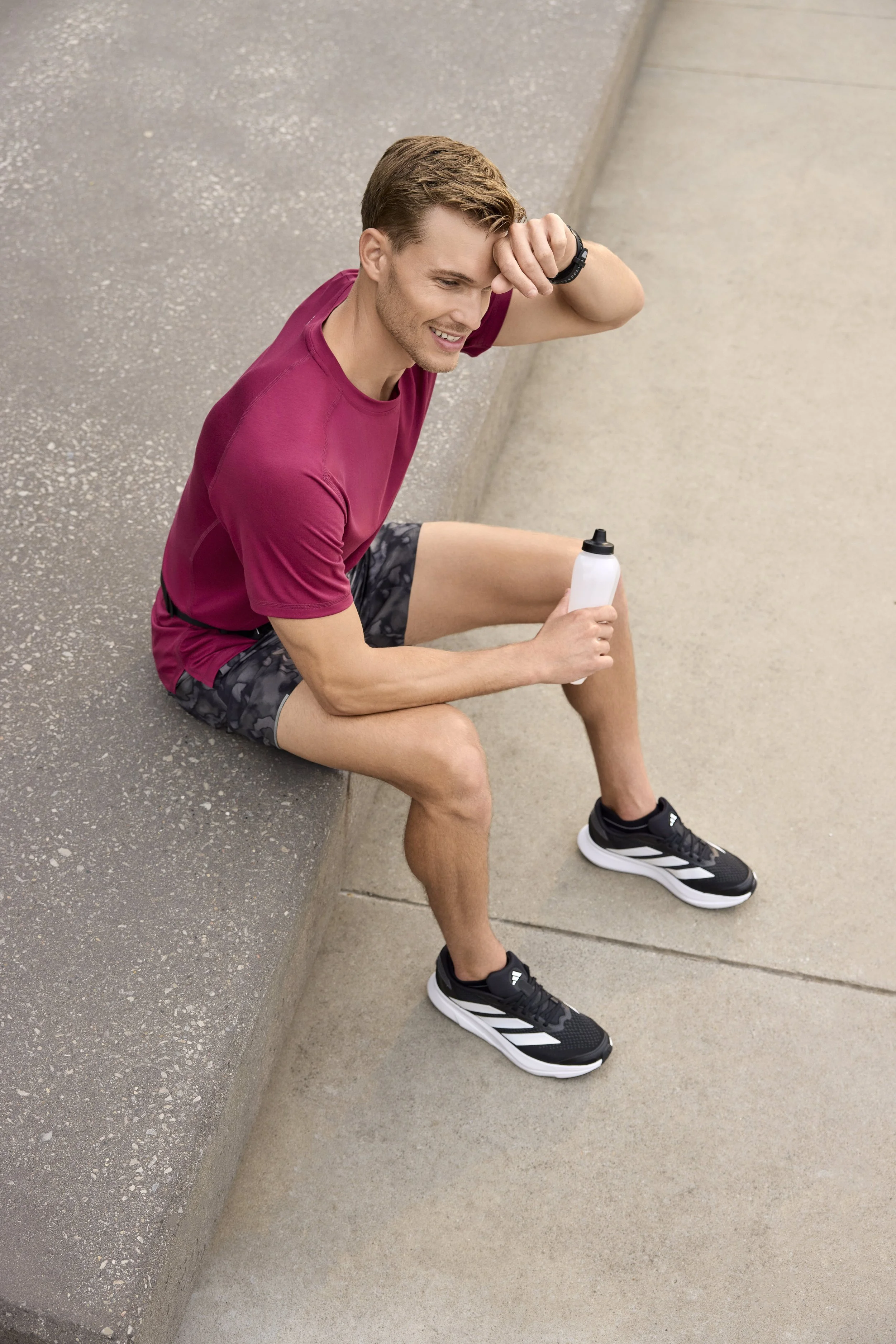 SC25_Q3_RUNNING_Promo_06416.jpeg