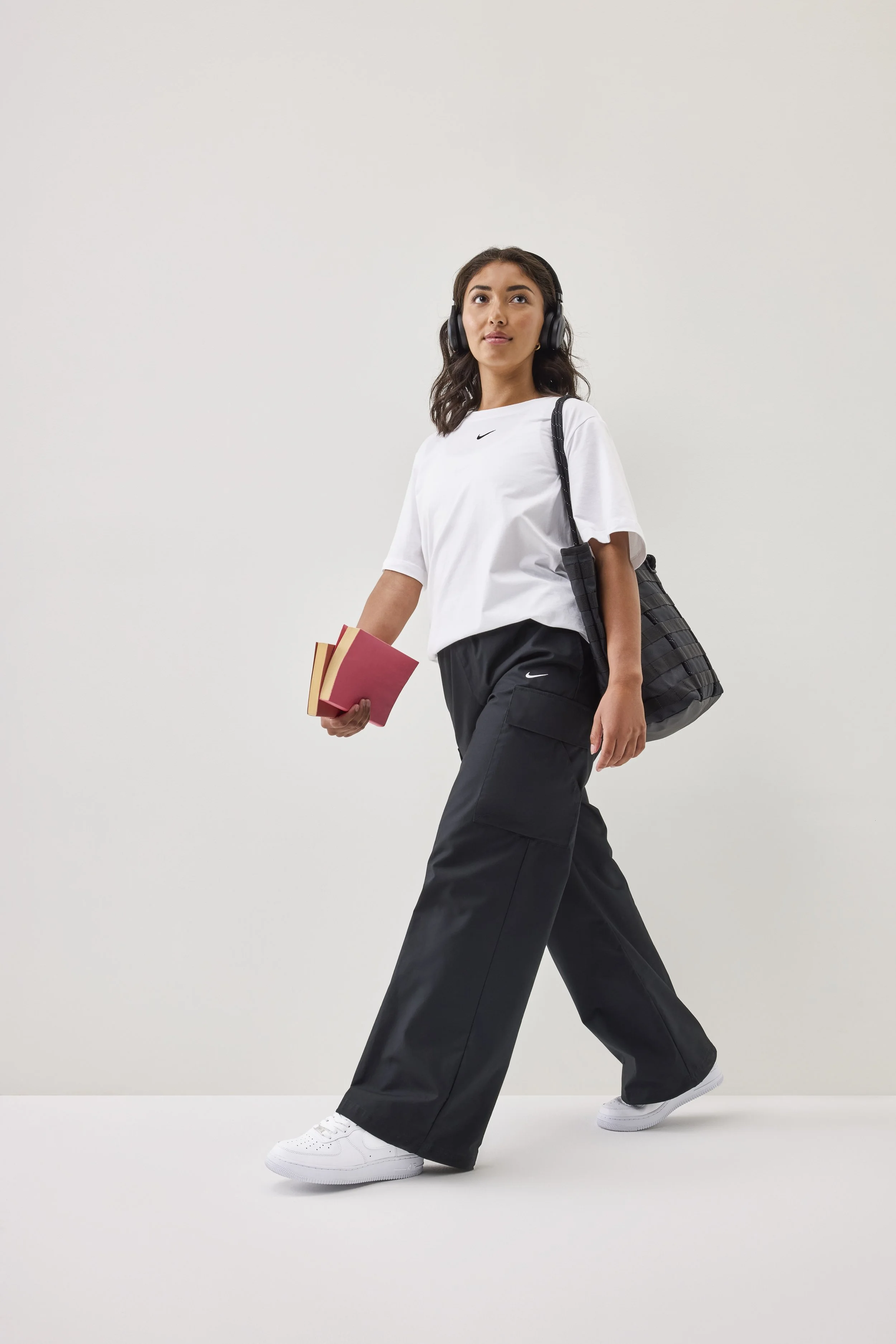 SC24_Q3_STL_Womens_Look_2_Sportswear_02931.jpeg