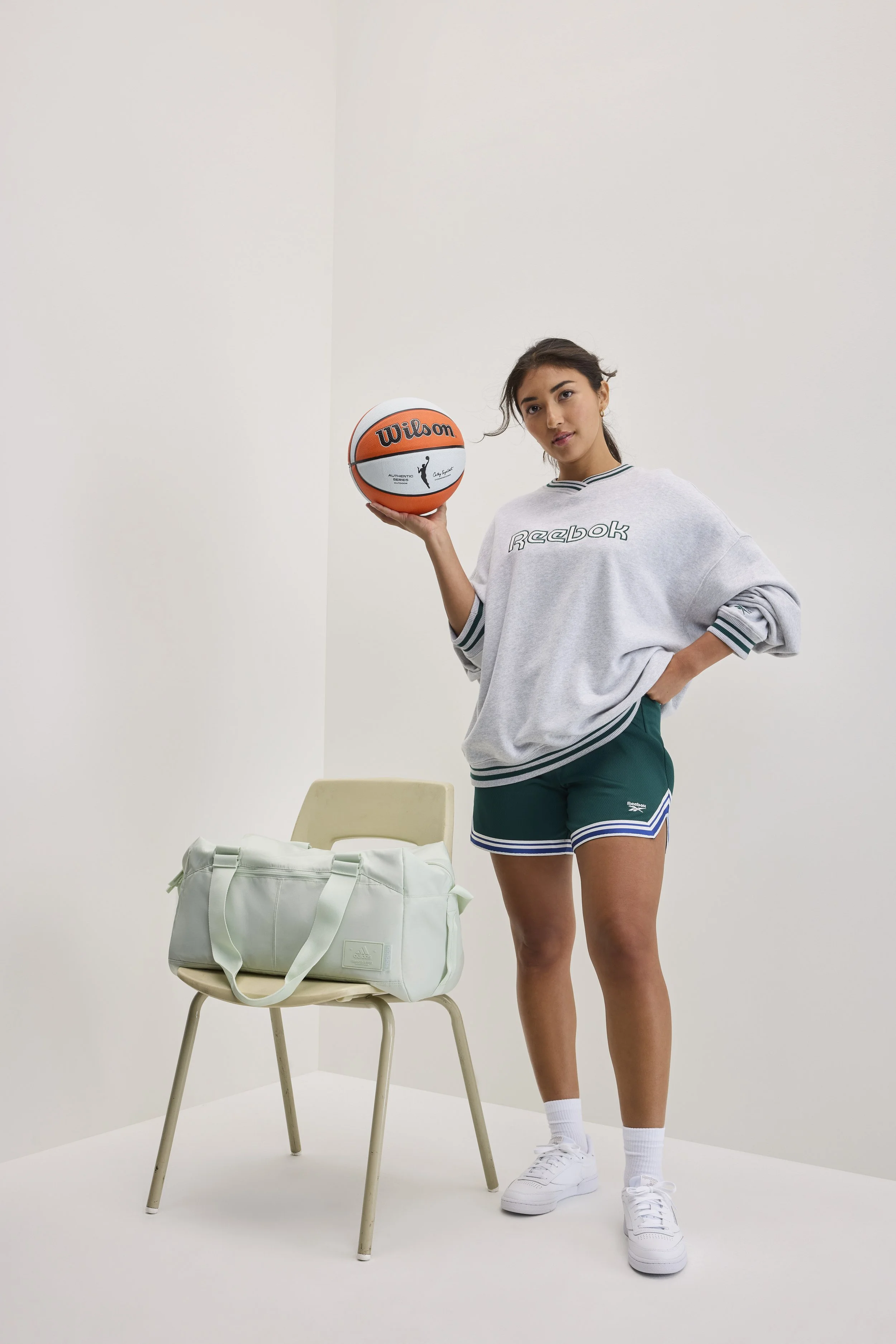 SC24_Q3_STL_Womens_Look_6_Athletic_08872.jpeg
