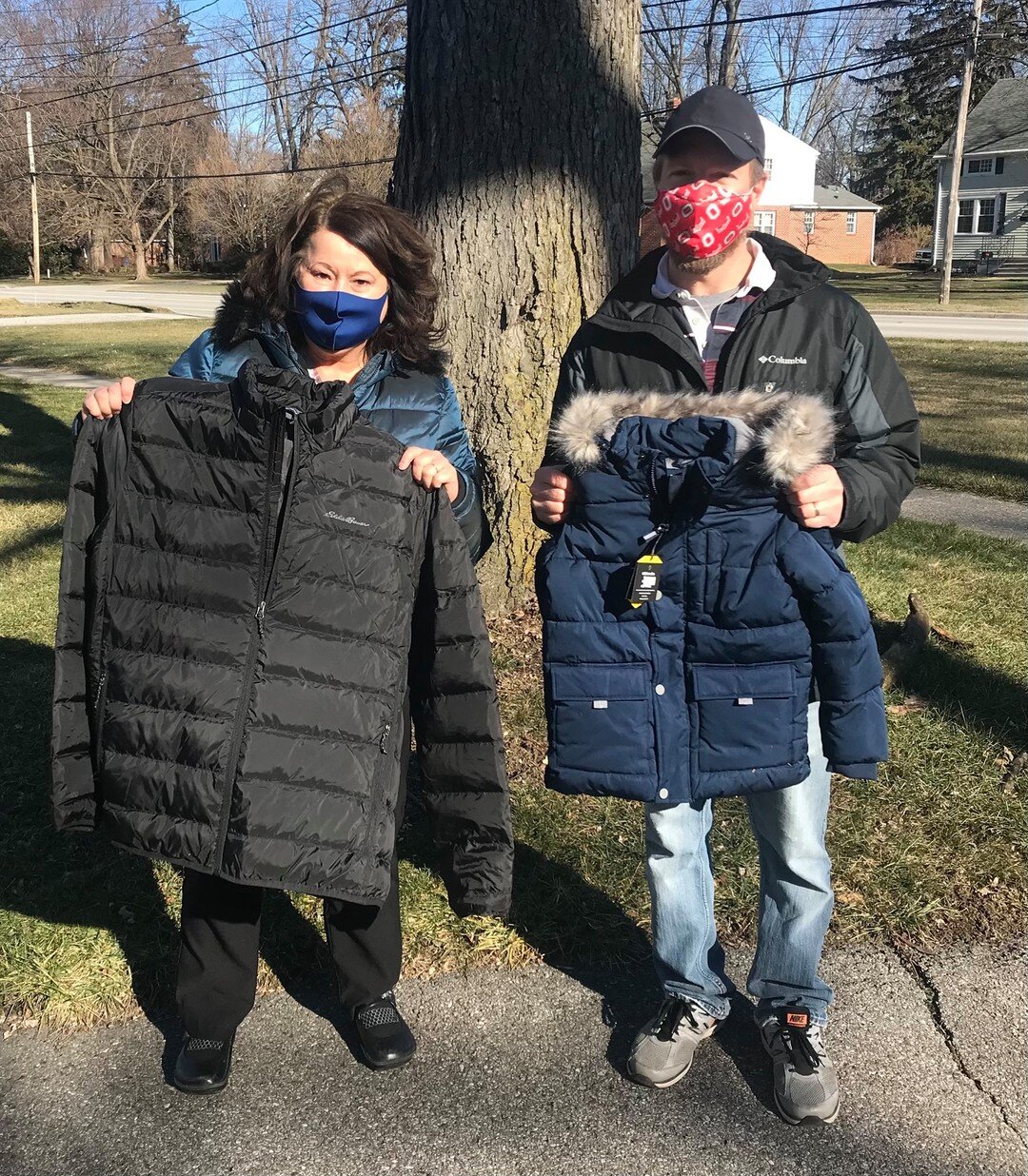 Paul is savvy shopper! This week he hunted down some beautiful winter coats for our kiddos, for a great price!

Thank you, Paul and Kristi, for the OVER THIRTY new warm and cozy coats!

🥰