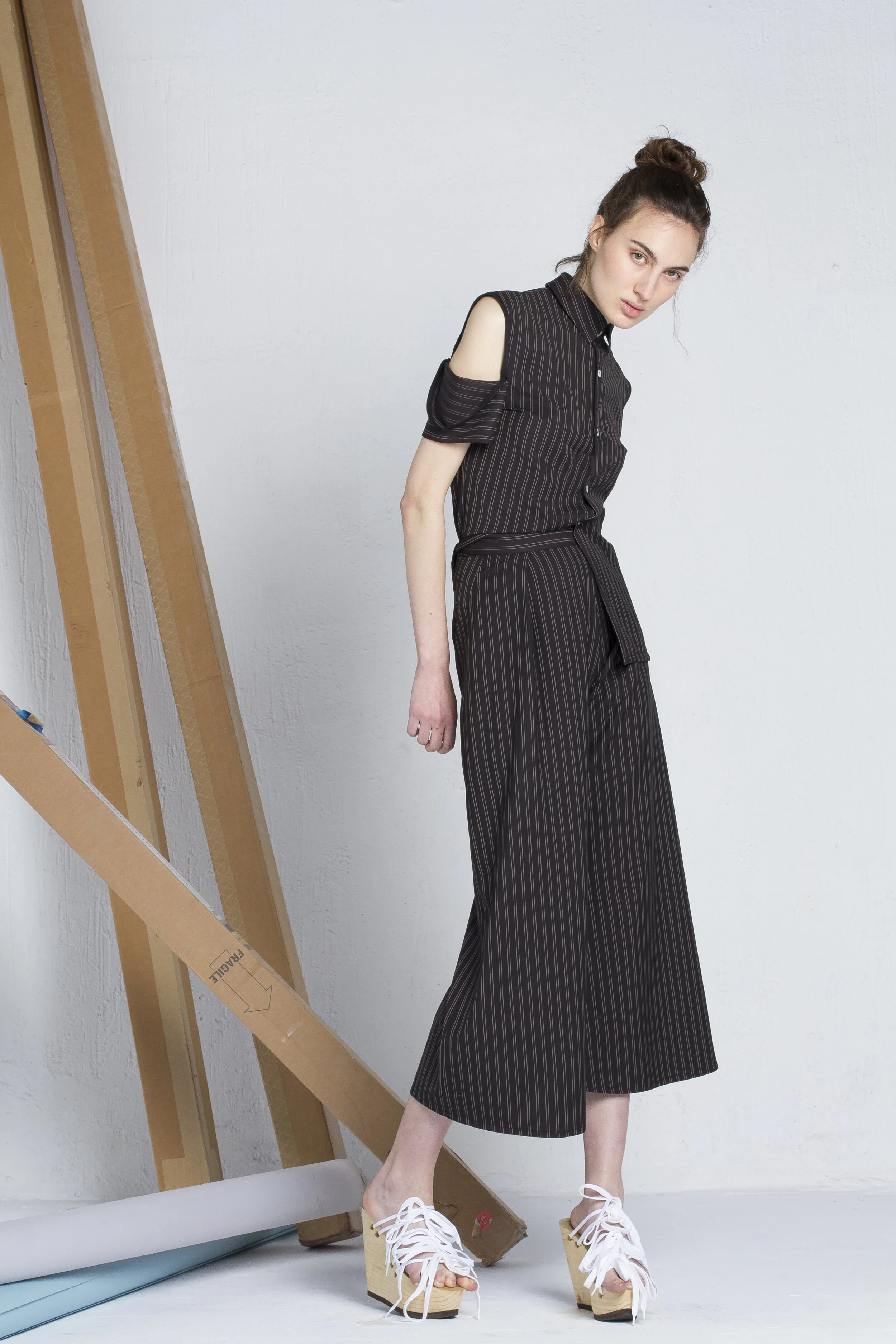 ENCINAR_LOOKBOOK_01.jpg