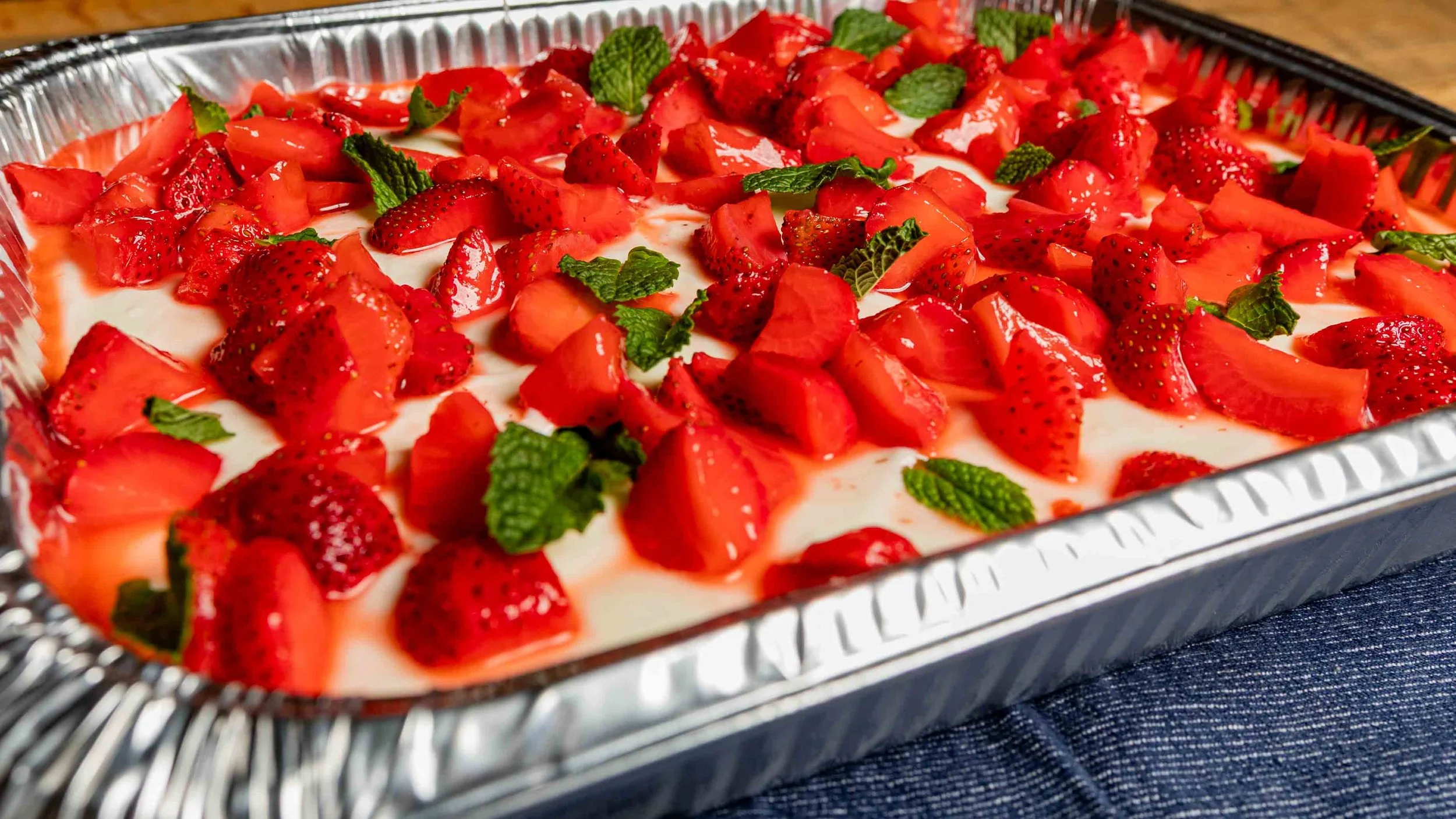 L40_Catering Berries And Cream_6720 x 4480_2535.jpg