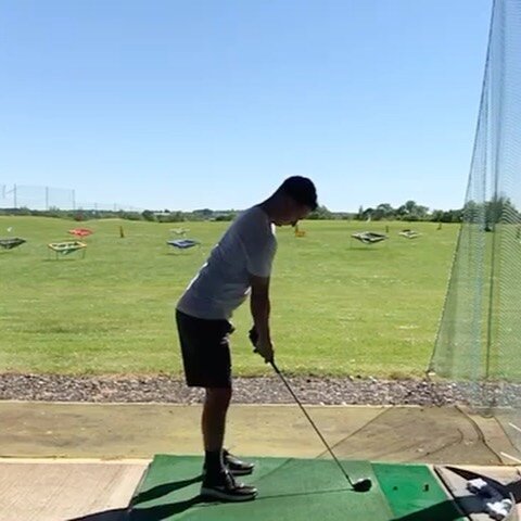 Drilling with good mate Chris here.. Controlling his arm structure with shorter and slower swings. Not a bad looking action for a guy whose played for 4 months I guess 👀⁣
 ⁣
Follow 👉@reecefrancisgolf⁣👈 ⁣
📥 Send to a friend⁣
☁️ leave your thoughts