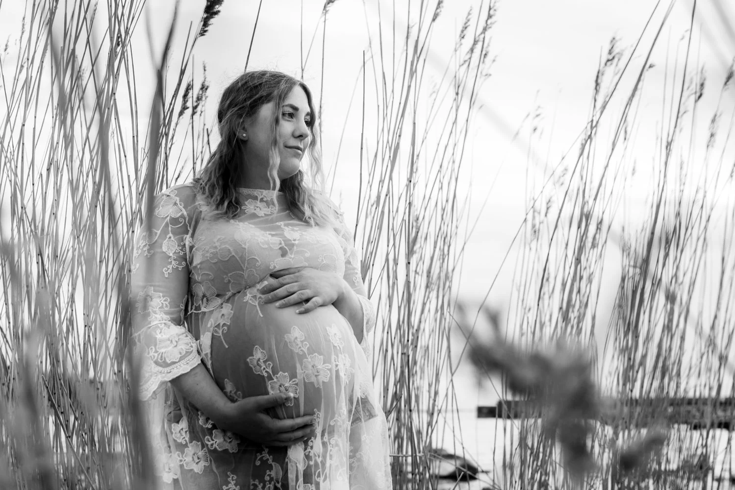 JM_Gravid_BW_96.jpg