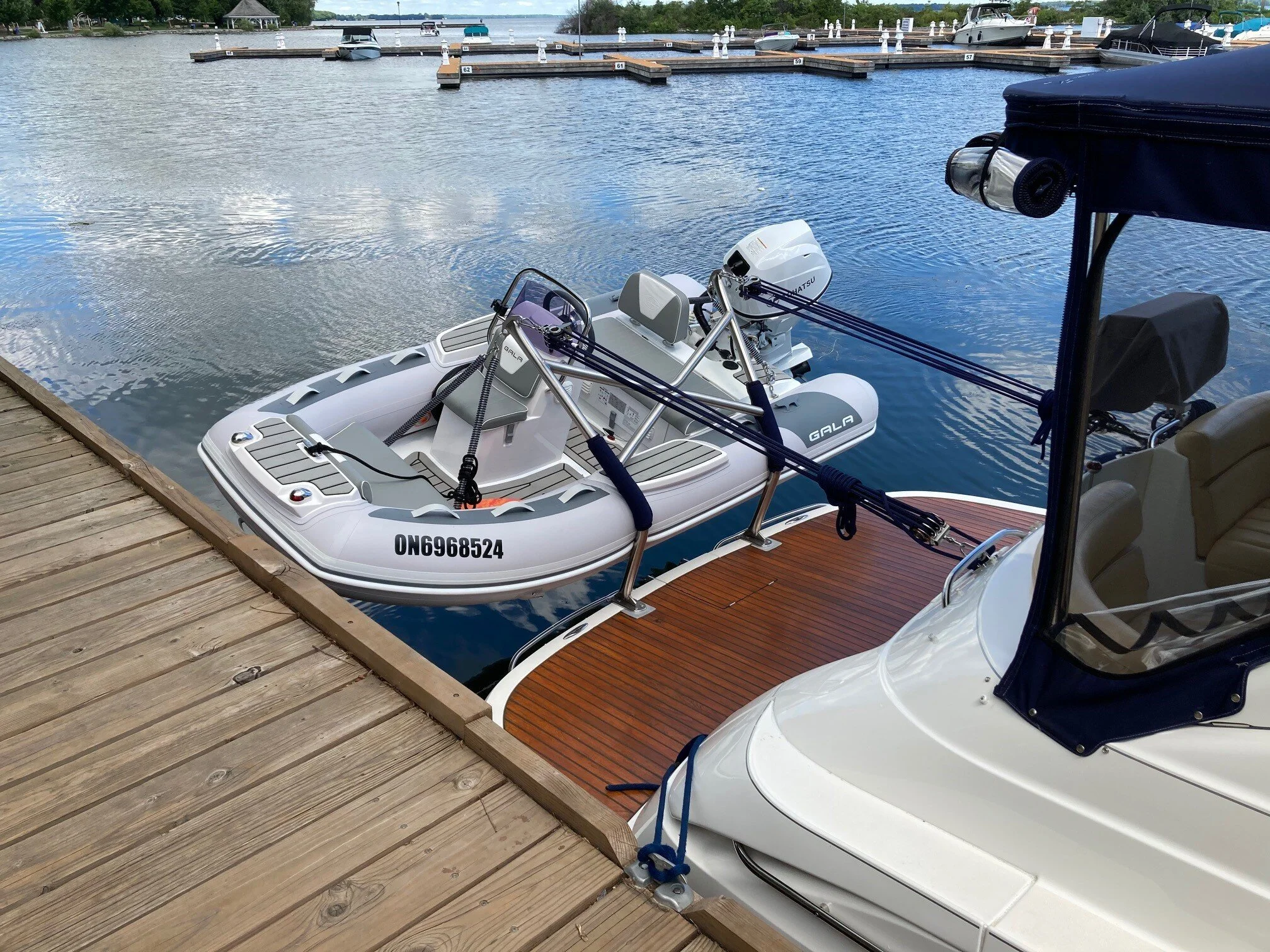 DINGHY DAVITS