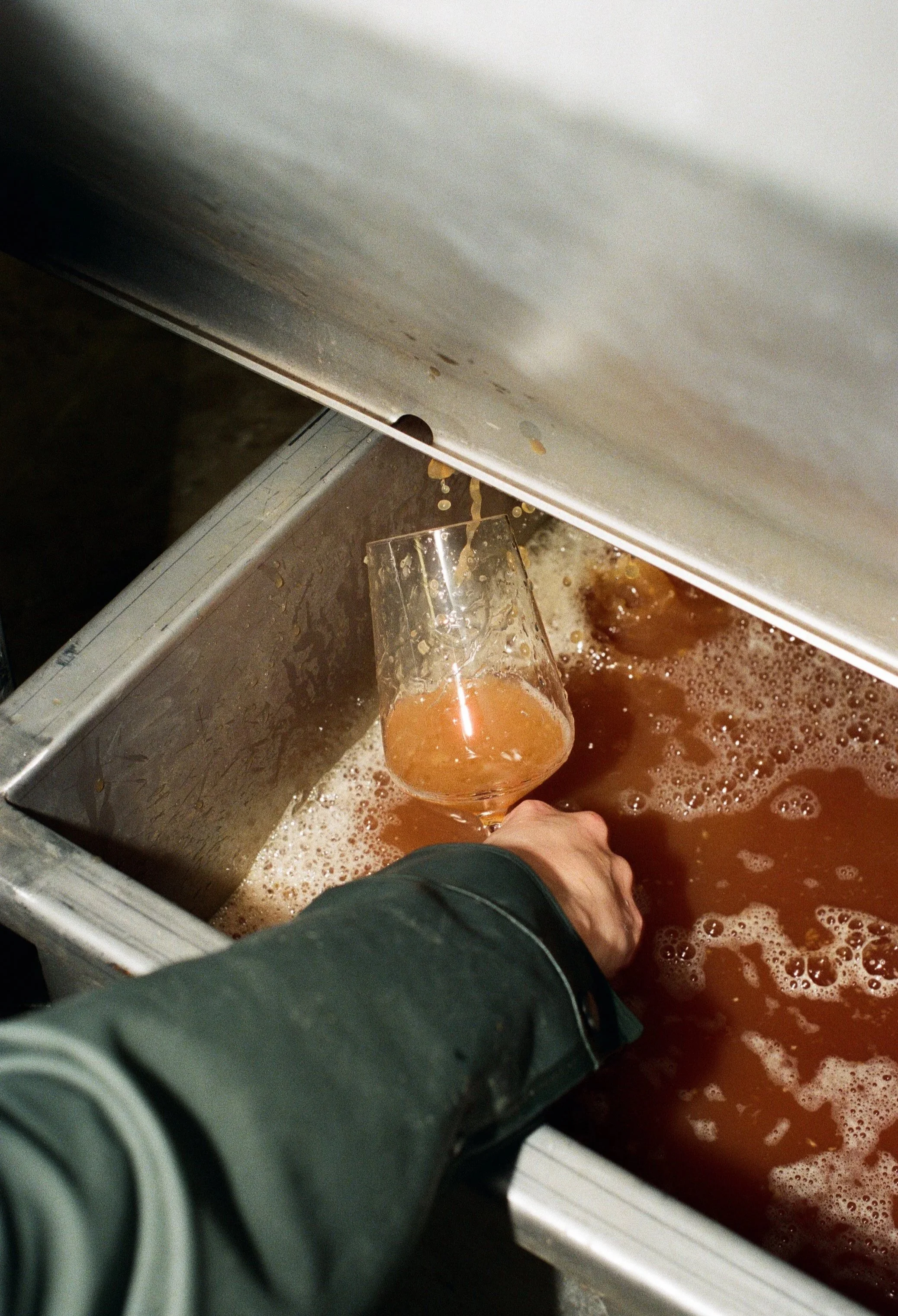 Photographie argentique reportage Cidre Gamet par Elodie Villalon