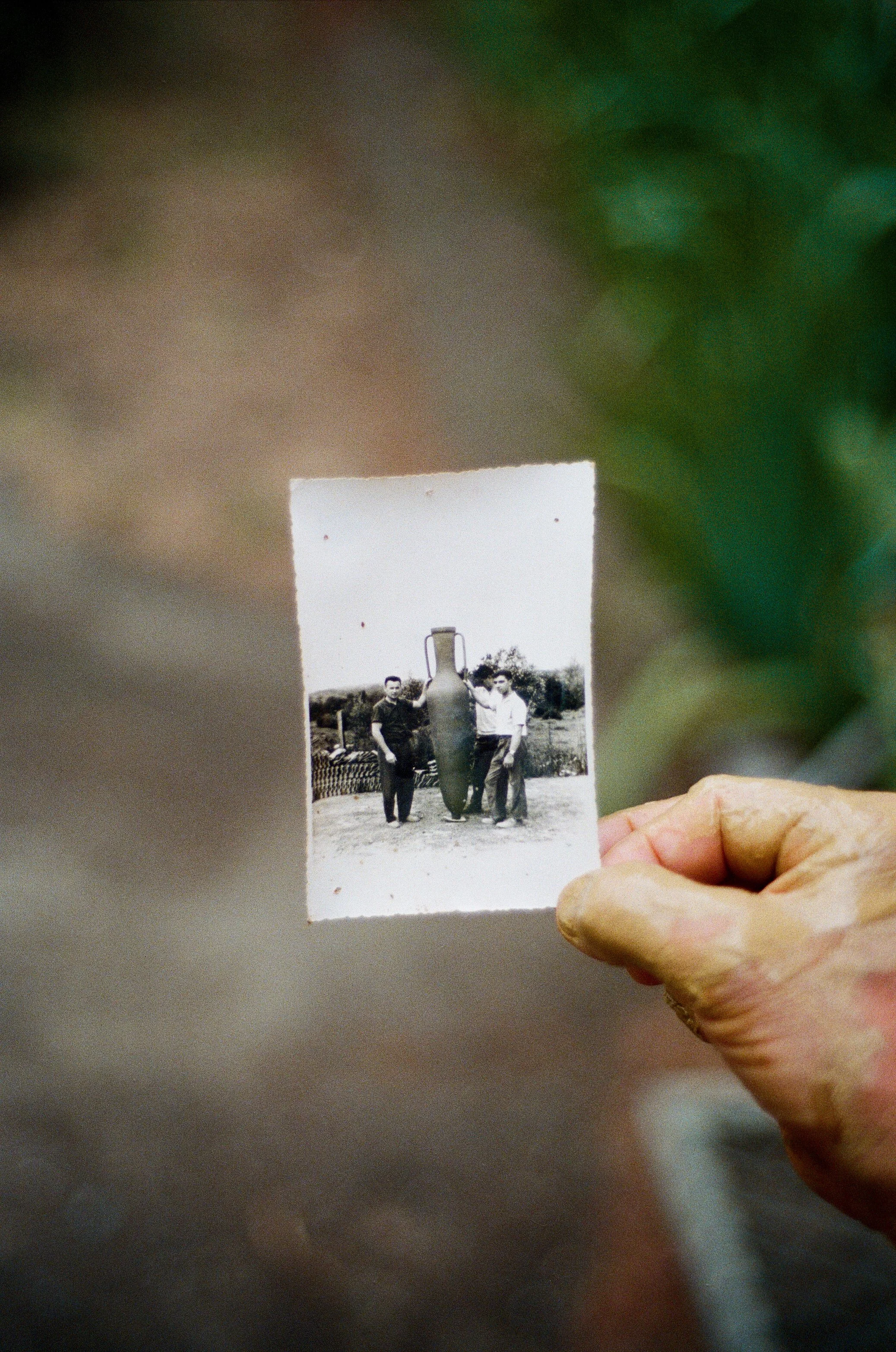 Photographie argentique reportage Poterie Jamet pour Bacsac Journal par Elodie Villalon
