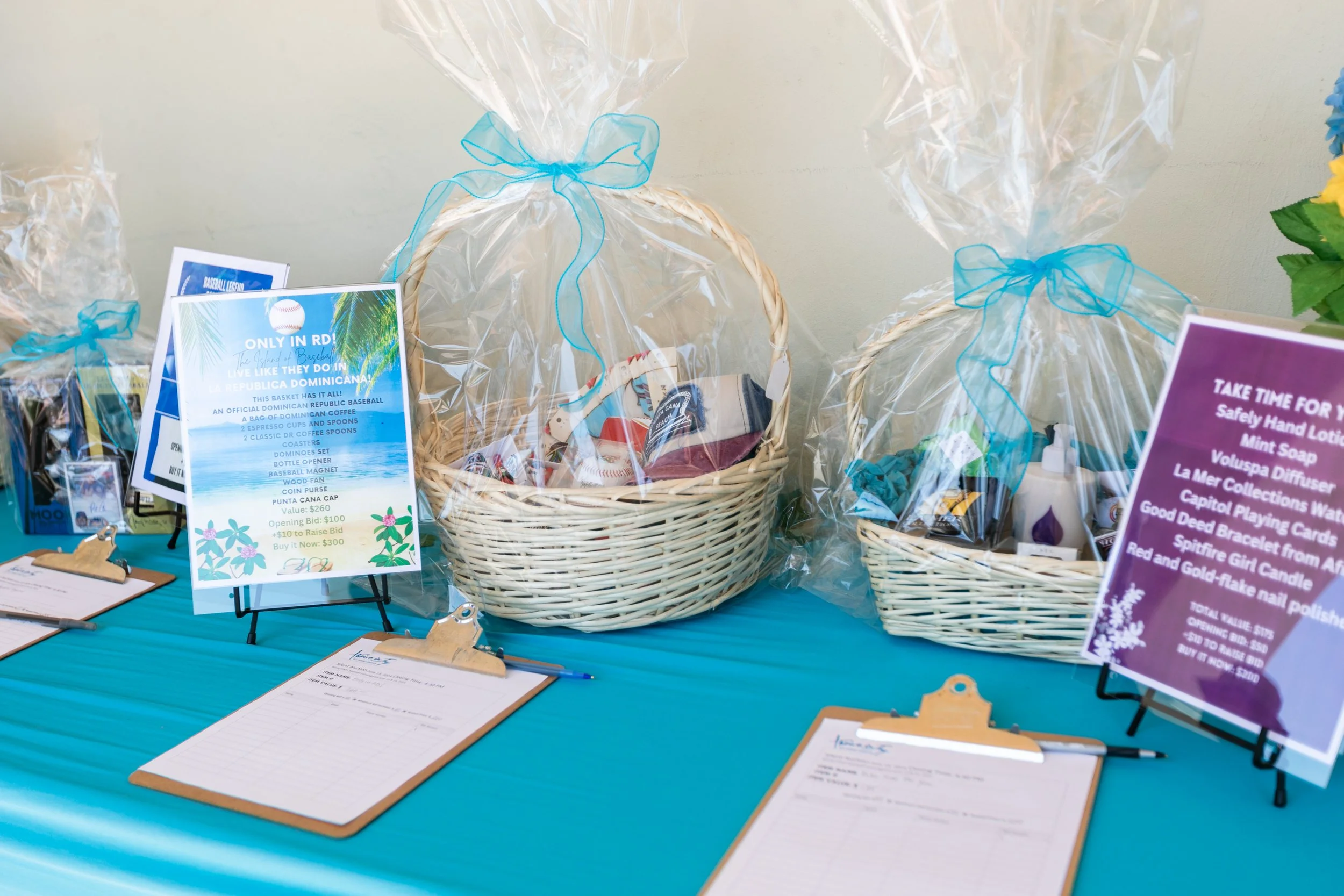 Great silent auction items!