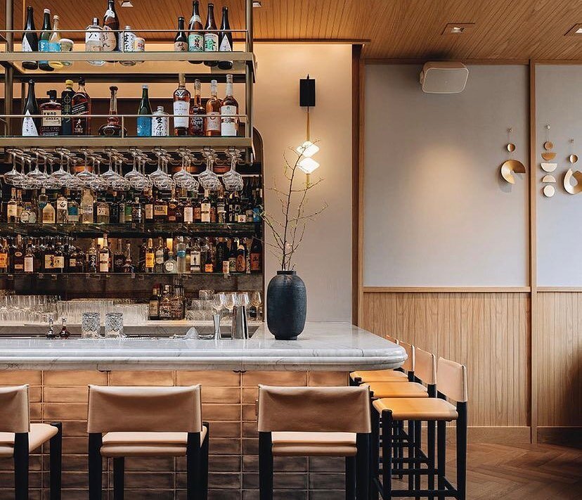 @itokochicago is the location we want for food and drinks this weekend! What a gorgeous spot in Lakeview, Chicago 😍

Thank you @lg__group for letting us be part of this project! 

Contractor: @lg__group / LG Builders
Client: @bokarestaurantgroup 
Ar