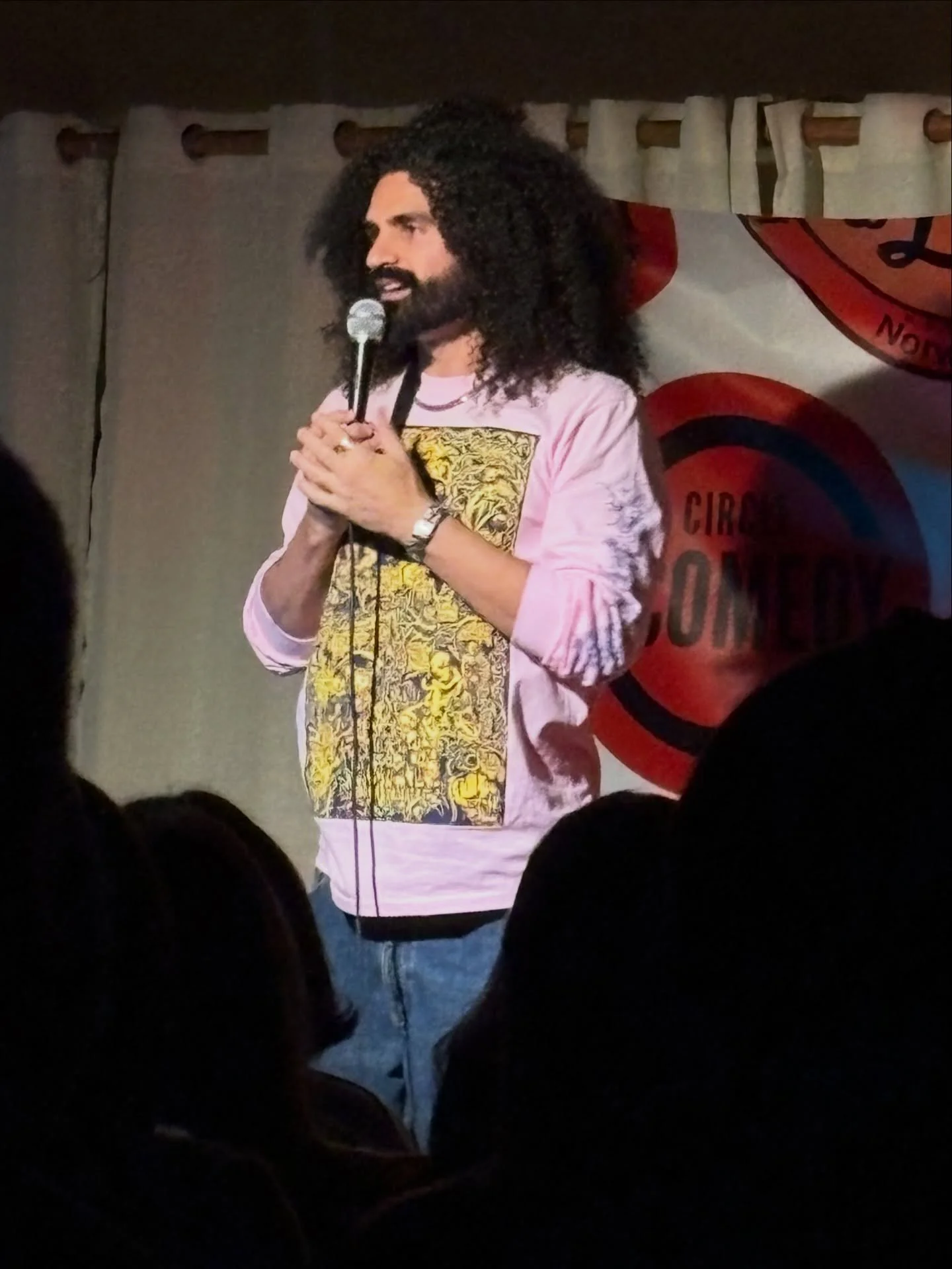 What a BLAST at tonight&rsquo;s @circlecomedyofficial show! We were rolling! 🤣 🤣 🤣 I think I told Joe after the show that I almost peed my pants, and I wasn&rsquo;t lying!

Tonight&rsquo;s lineup:
@beechercomedy (the Master MC 🎤)
@michael_depalma