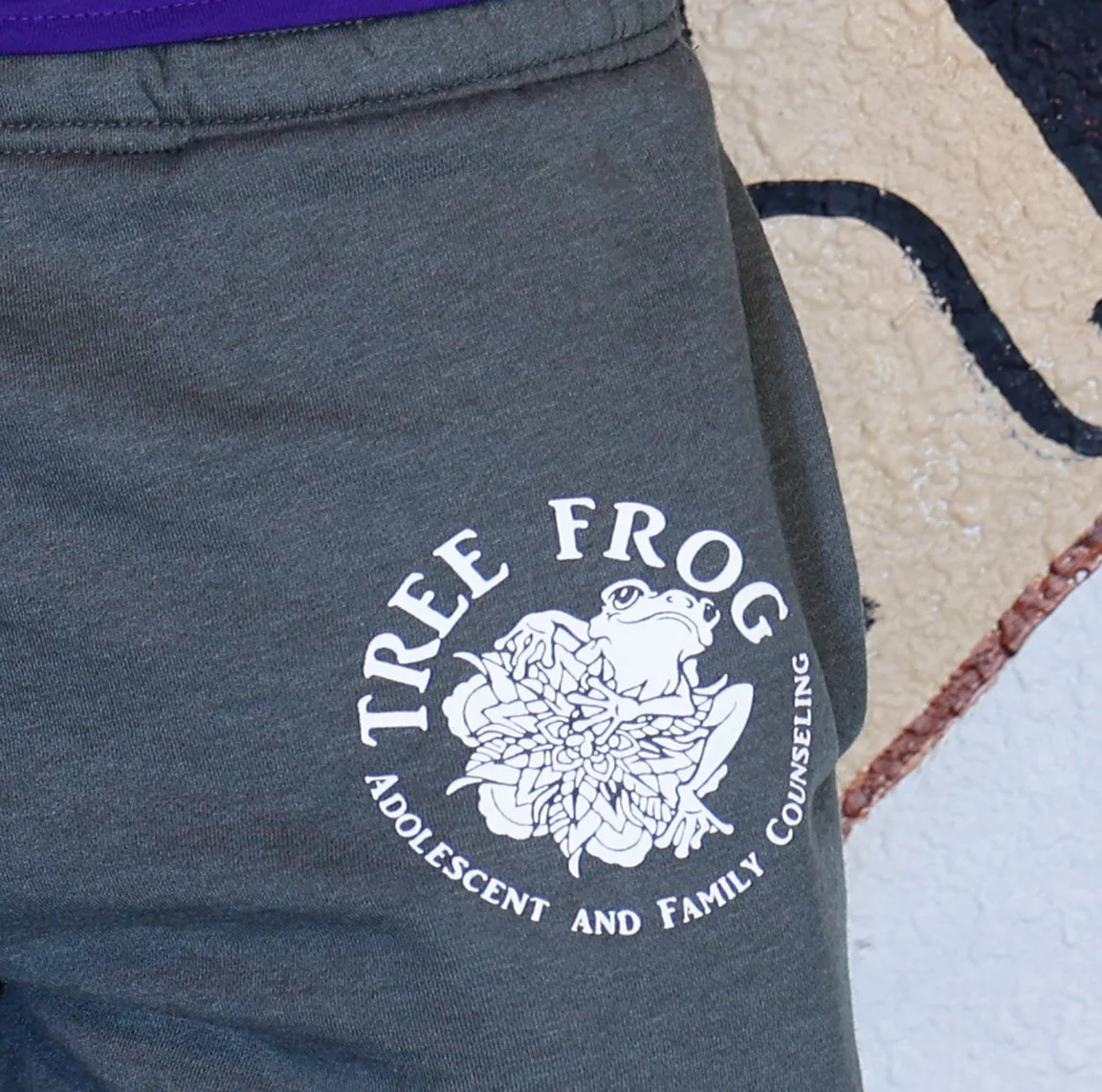 Grey Tree Frog Sweatpants