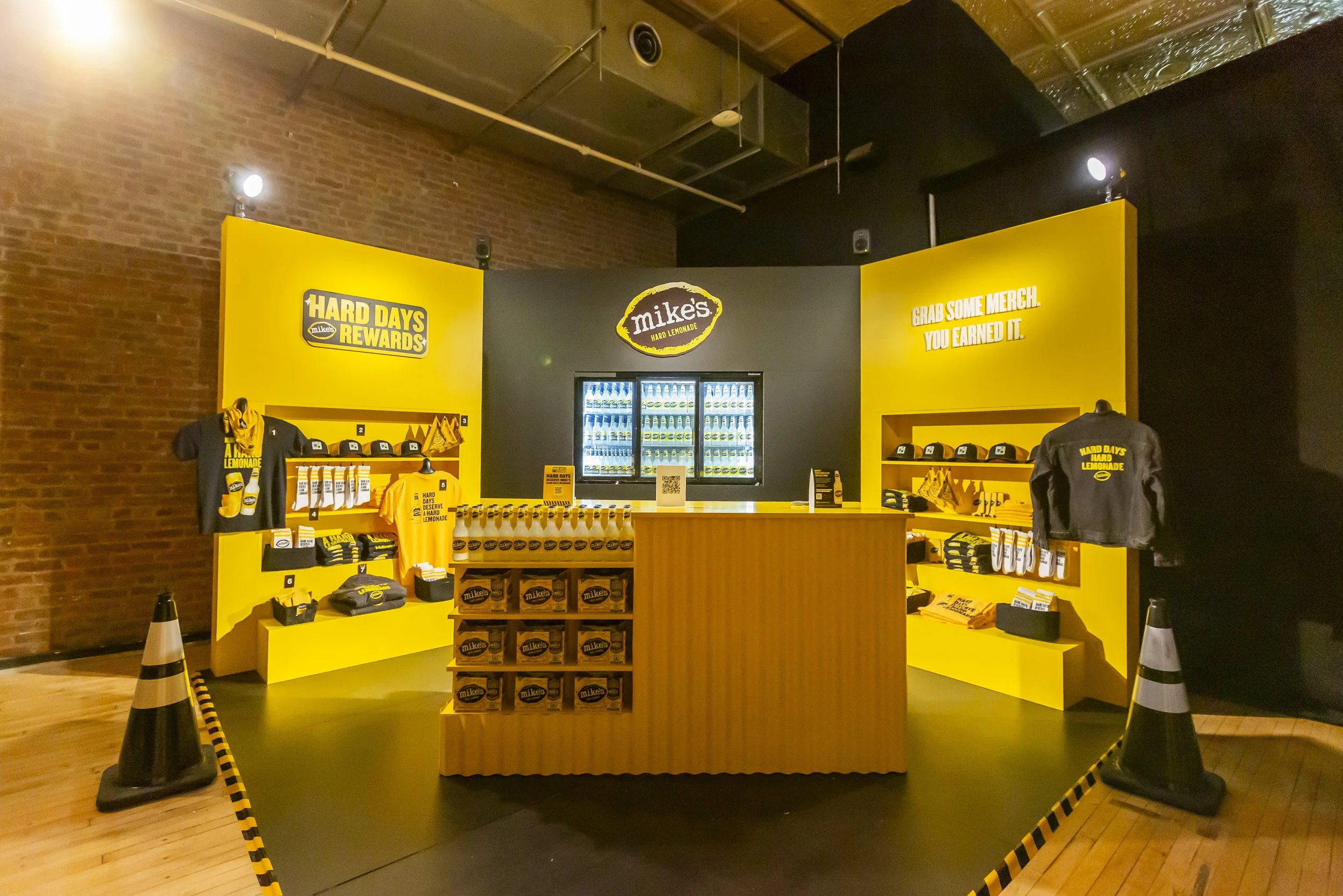 Mikes Hard Lemonade_48.jpg