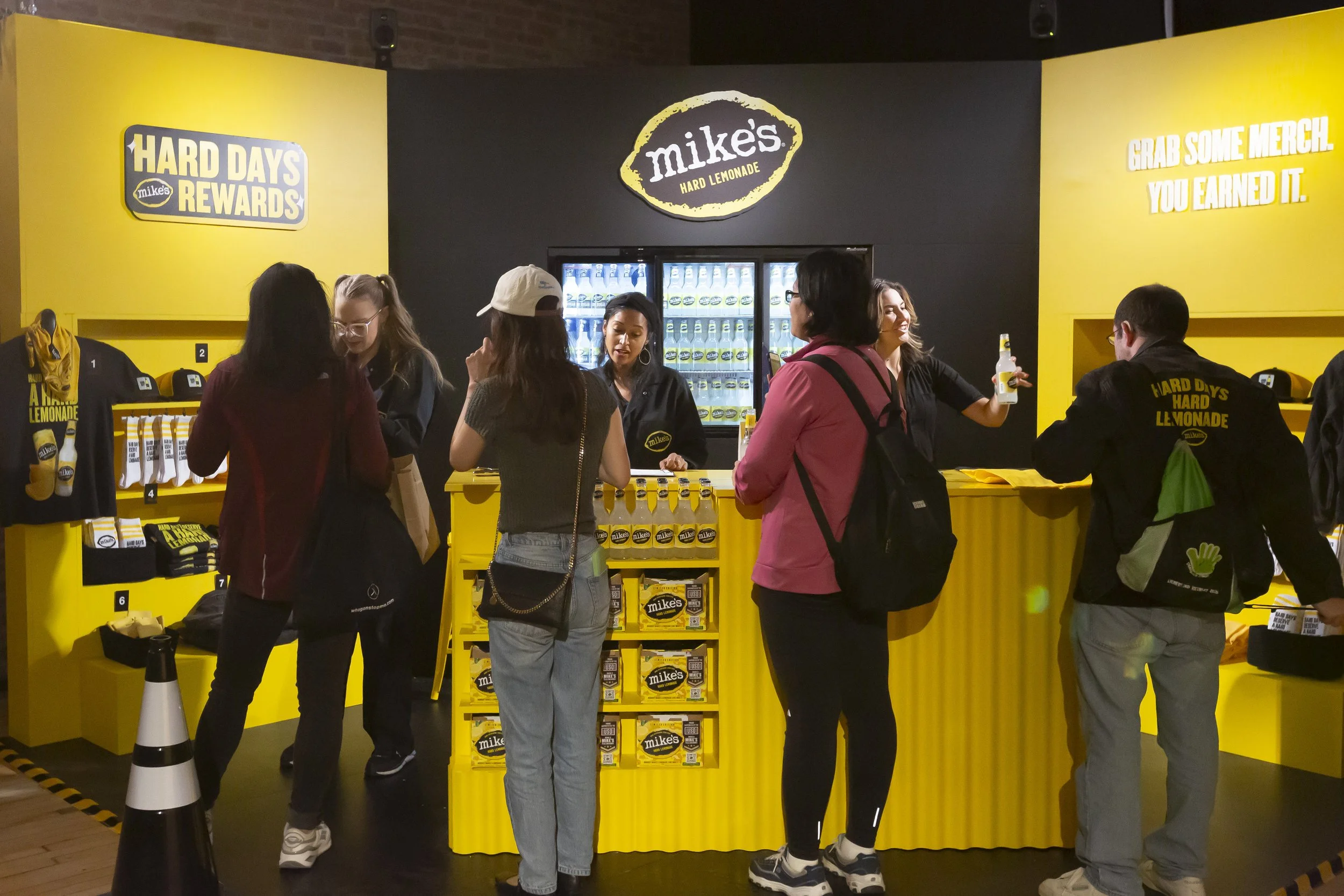 Mikes Hard Lemonade_258.jpg