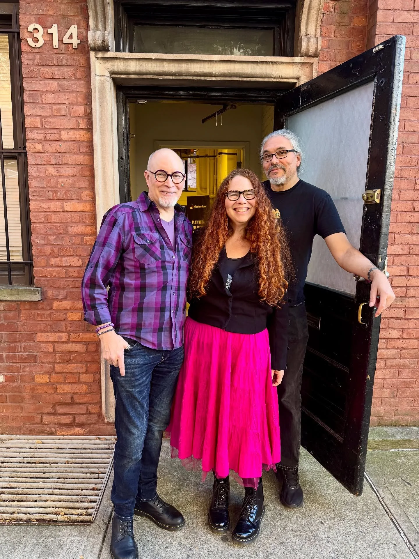 Still reeling with with excitement and #gratitude. Yesterday marked a major milestone for us at Background Noise Comics: the publication of our first book, LOVE LETTERS, EVERY DAY! 
The book is a collection of #comics from our first year producing t