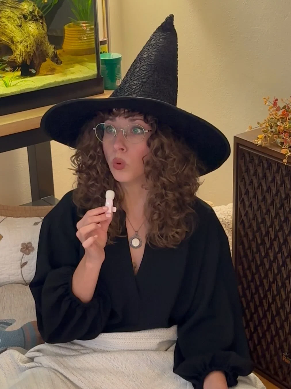 Join me on Stories tonight for a special spooky episode of Amanda After Hours.

And if you&rsquo;re all &ldquo;Wait&hellip;what&rsquo;s Amanda After Hours?!&rdquo;

It&rsquo;s a Stories-exclusive series where I&rsquo;m sharing snippets from my market