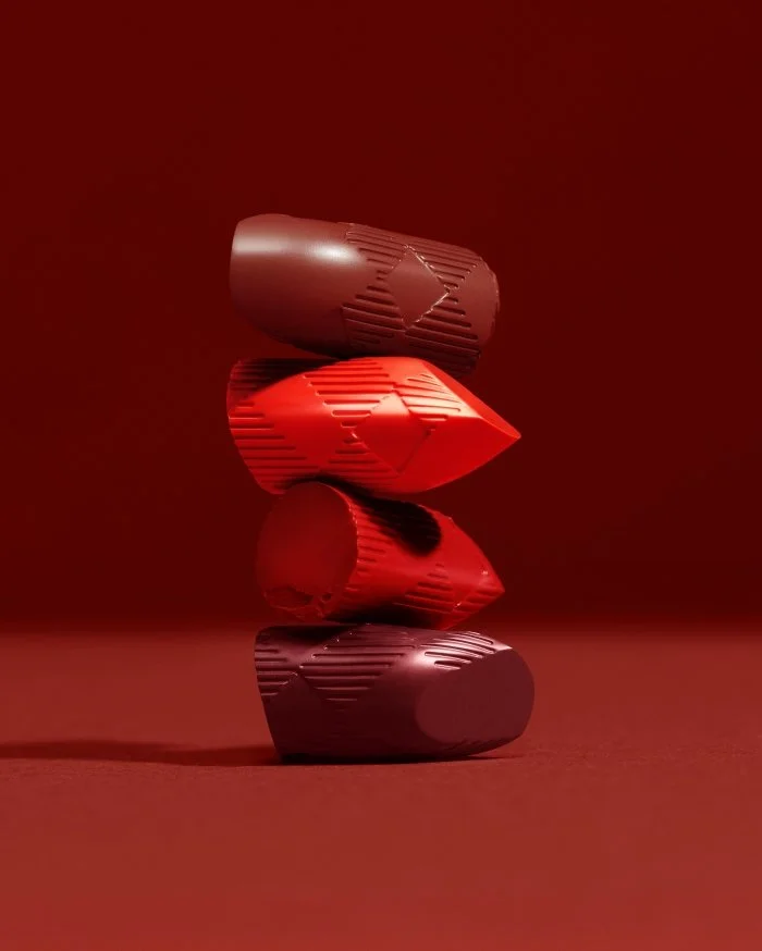Burberry-Kisses-2020_BEAUTY_KISSES_RENOVATION_CAMPAIGN_STILL_LIFE_RGB_CROPPED_04_resize.jpg