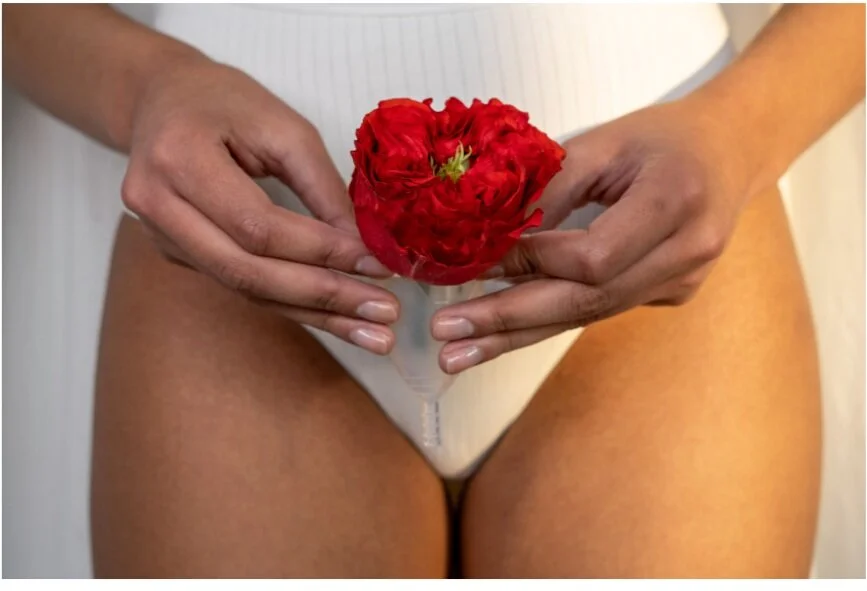 5 Hacks to support your hormones and ease Period pain