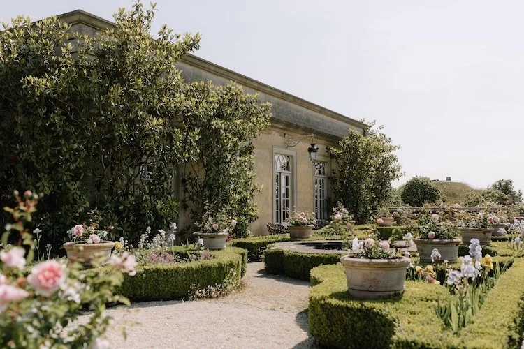 manicured hedges at the lost orangery